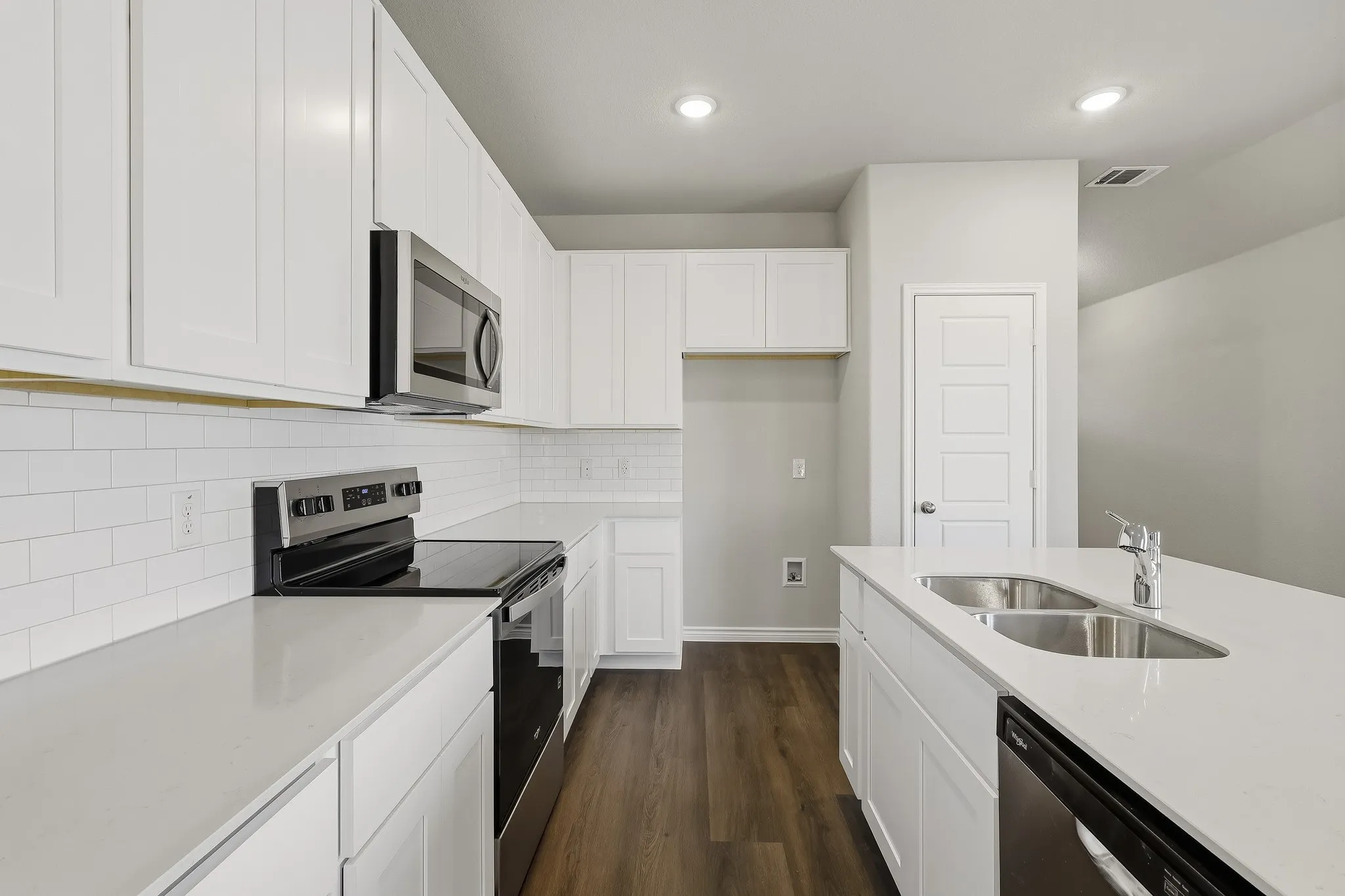Single Family Residence For Sale in Tarrant County , 3261 Kelso Drive, Everman, Texas 76140, 3 Bedroom, 2 Bathroom, 2 Garage spaces, 1,412 Sqft, built in 2026, mls#21345853, Real Estate Agent in Everman, Homes For Sale in Tarrant county, Homes For Sale in Everman, Realtor in Everman Texas, Real Estate Brokerage Independent Realty Texas, Luminita Cordes Realtor