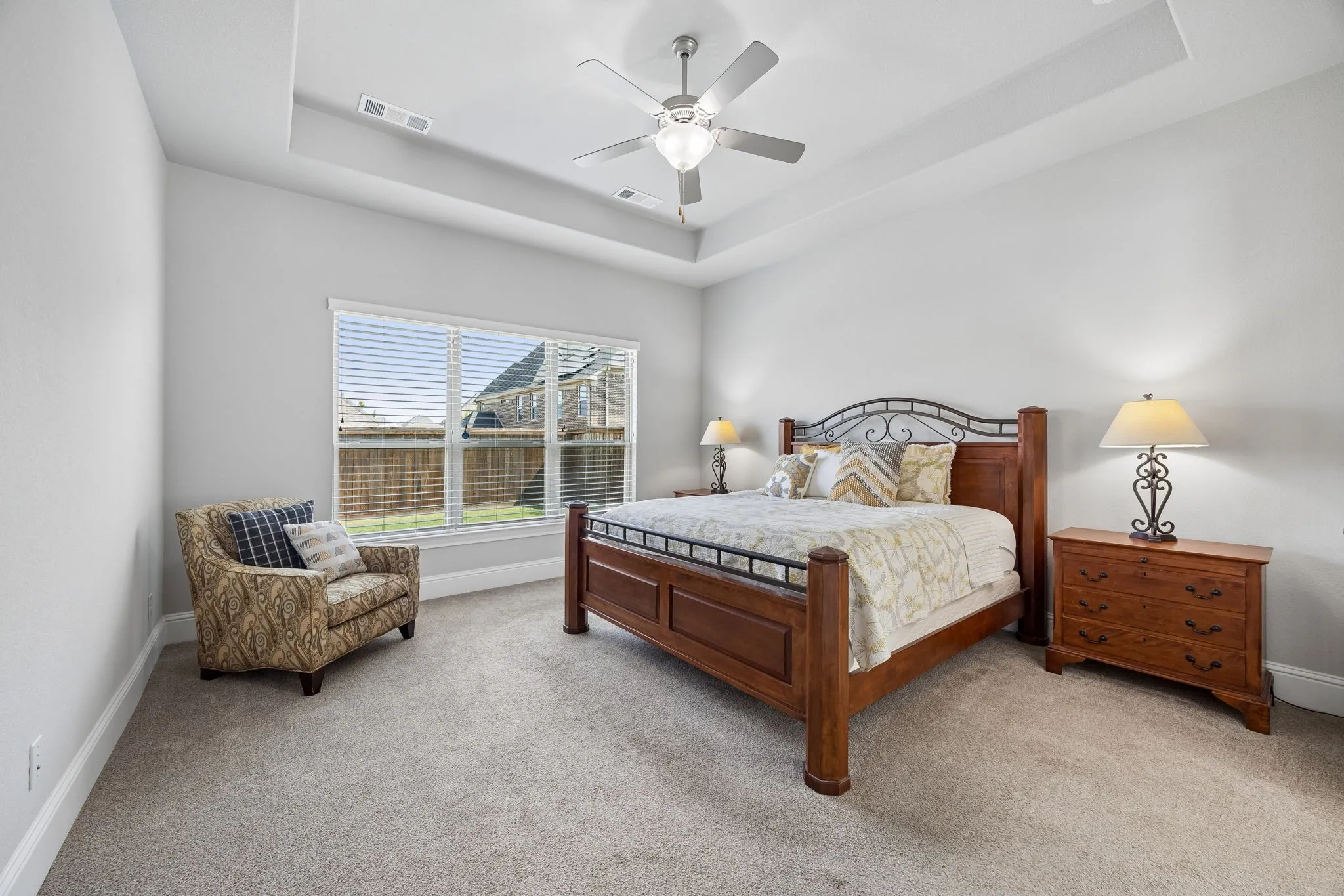 Single Family Residence For Sale in Collin County , 11510 La Salle Road, Frisco, Texas 75035, 3 Bedroom, 3 Bathroom, 2 Garage spaces, 2,955 Sqft, built in 2018, mls#21344568, Real Estate Agent in Frisco, Homes For Sale in Collin county, Homes For Sale in Frisco, Realtor in Frisco Texas, Real Estate Brokerage Independent Realty Texas, Luminita Cordes Realtor