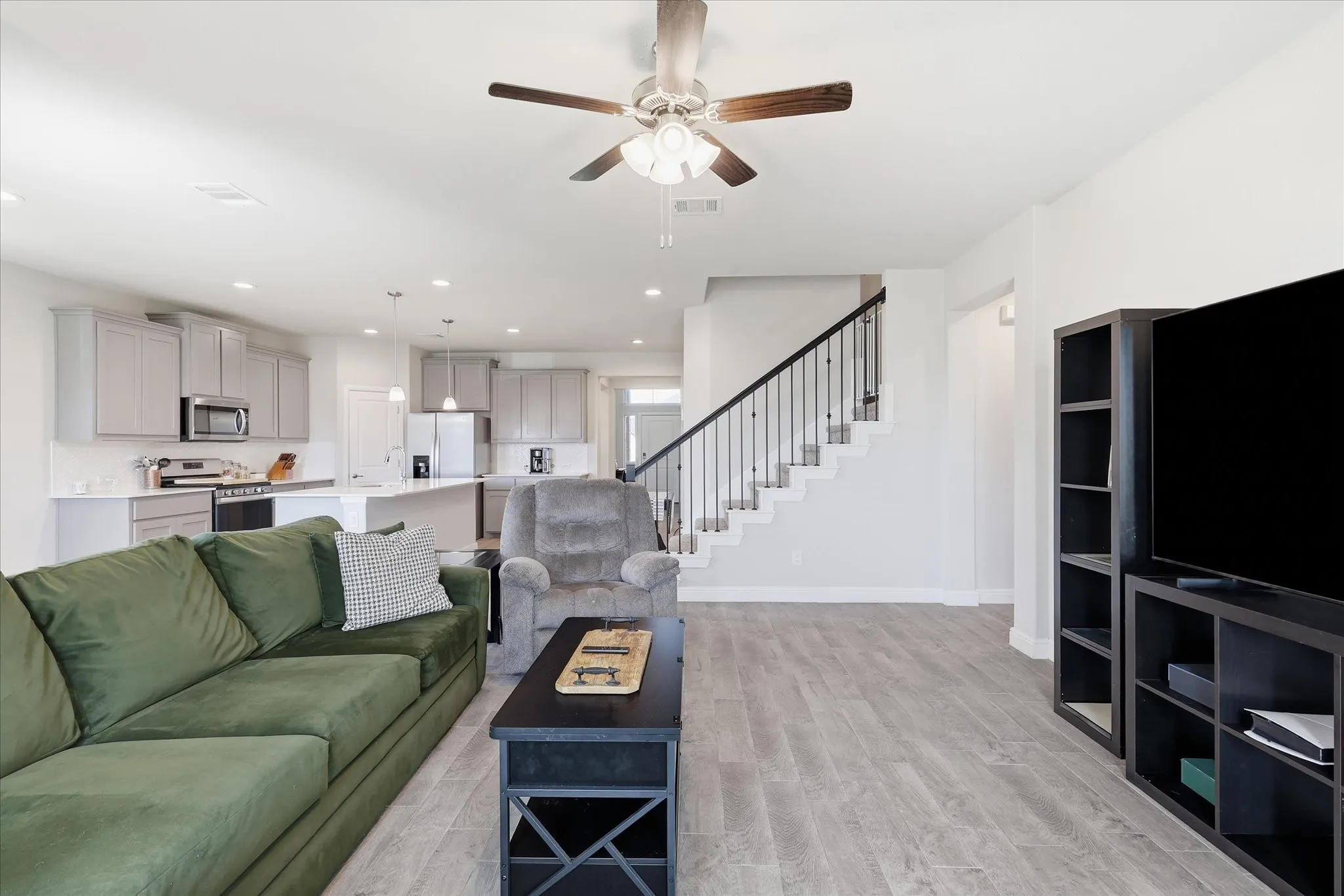 Single Family Residence For Sale in Tarrant County , 14157 Cassiopeia Drive, Haslet, Texas 76052, 5 Bedroom, 4 Bathroom, 3 Garage spaces, 2,822 Sqft, built in 2021, mls#21344648, Real Estate Agent in Haslet, Homes For Sale in Tarrant county, Homes For Sale in Haslet, Realtor in Haslet Texas, Real Estate Brokerage Independent Realty Texas, Luminita Cordes Realtor