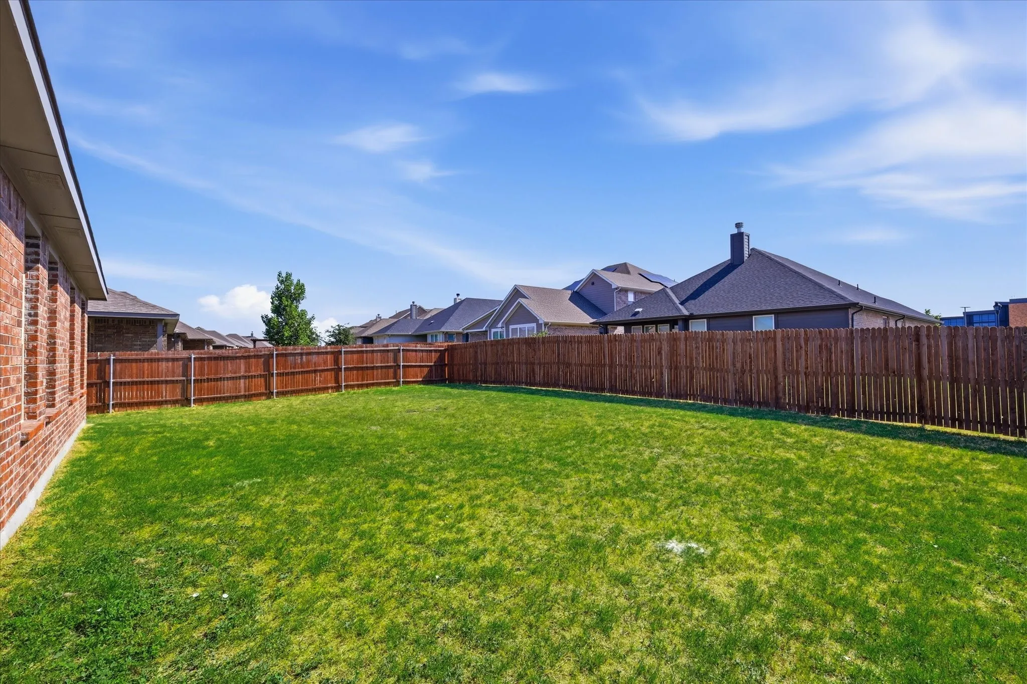 Single Family Residence For Sale in Tarrant County , 14157 Cassiopeia Drive, Haslet, Texas 76052, 5 Bedroom, 4 Bathroom, 3 Garage spaces, 2,822 Sqft, built in 2021, mls#21344648, Real Estate Agent in Haslet, Homes For Sale in Tarrant county, Homes For Sale in Haslet, Realtor in Haslet Texas, Real Estate Brokerage Independent Realty Texas, Luminita Cordes Realtor
