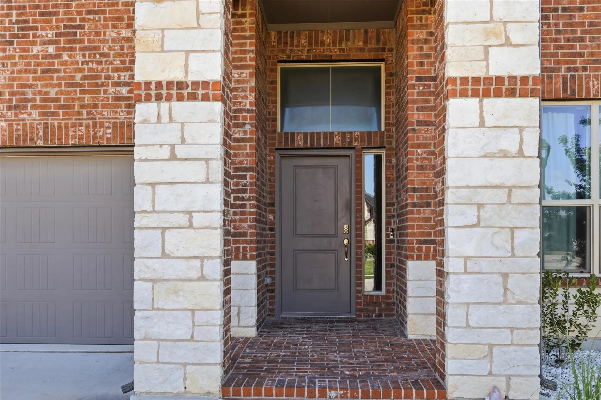 Single Family Residence For Sale in Tarrant County , 14157 Cassiopeia Drive, Haslet, Texas 76052, 5 Bedroom, 4 Bathroom, 3 Garage spaces, 2,822 Sqft, built in 2021, mls#21344648, Real Estate Agent in Haslet, Homes For Sale in Tarrant county, Homes For Sale in Haslet, Realtor in Haslet Texas, Real Estate Brokerage Independent Realty Texas, Luminita Cordes Realtor