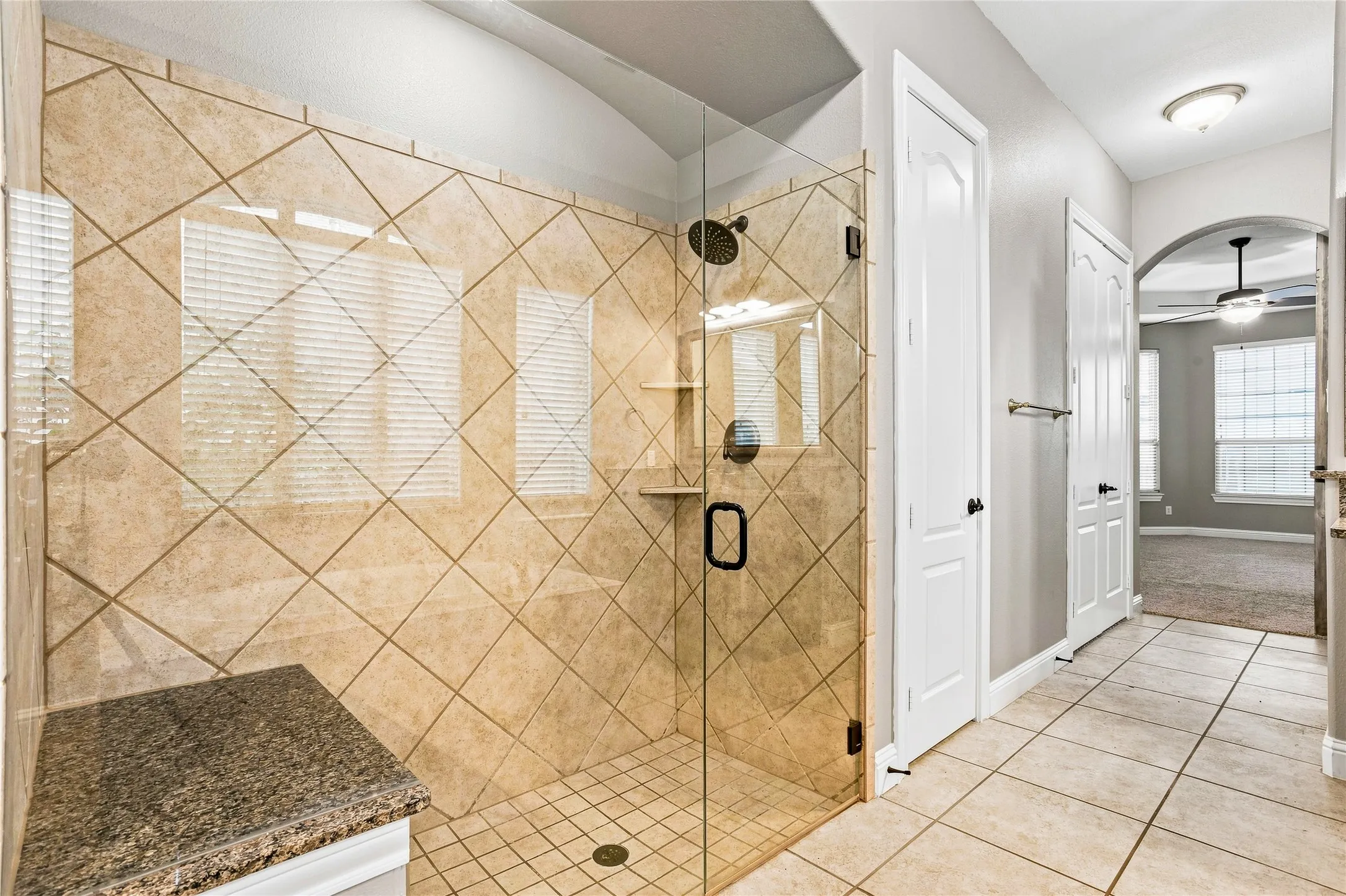 Single Family Residence For Sale in Rockwall County , 727 Fairfax Lane, Rockwall, Texas 75087, 5 Bedroom, 4 Bathroom, 2 Garage spaces, 3,846 Sqft, built in 2010, mls#21344608, Real Estate Agent in Rockwall, Homes For Sale in Rockwall county, Homes For Sale in Rockwall, Realtor in Rockwall Texas, Real Estate Brokerage Independent Realty Texas, Luminita Cordes Realtor