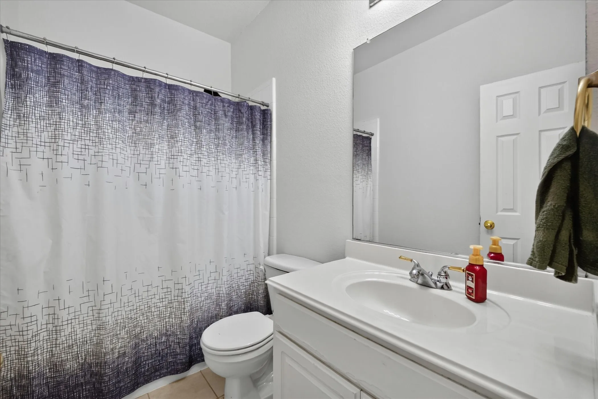 Single Family Residence For Sale in Collin County , 14505 Farmcote Drive, Frisco, Texas 75035, 5 Bedroom, 4 Bathroom, 3 Garage spaces, 4,262 Sqft, built in 2002, mls#21344958, Real Estate Agent in Frisco, Homes For Sale in Collin county, Homes For Sale in Frisco, Realtor in Frisco Texas, Real Estate Brokerage Independent Realty Texas, Luminita Cordes Realtor