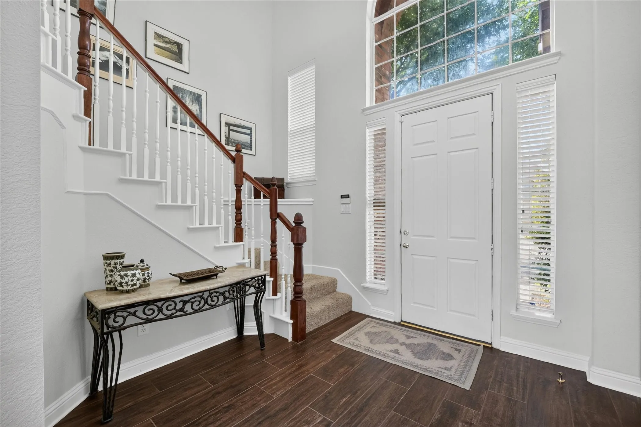 Single Family Residence For Sale in Collin County , 14505 Farmcote Drive, Frisco, Texas 75035, 5 Bedroom, 4 Bathroom, 3 Garage spaces, 4,262 Sqft, built in 2002, mls#21344958, Real Estate Agent in Frisco, Homes For Sale in Collin county, Homes For Sale in Frisco, Realtor in Frisco Texas, Real Estate Brokerage Independent Realty Texas, Luminita Cordes Realtor