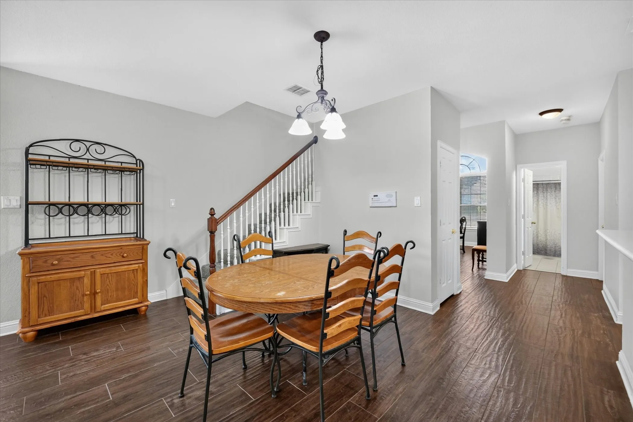 Single Family Residence For Sale in Collin County , 14505 Farmcote Drive, Frisco, Texas 75035, 5 Bedroom, 4 Bathroom, 3 Garage spaces, 4,262 Sqft, built in 2002, mls#21344958, Real Estate Agent in Frisco, Homes For Sale in Collin county, Homes For Sale in Frisco, Realtor in Frisco Texas, Real Estate Brokerage Independent Realty Texas, Luminita Cordes Realtor