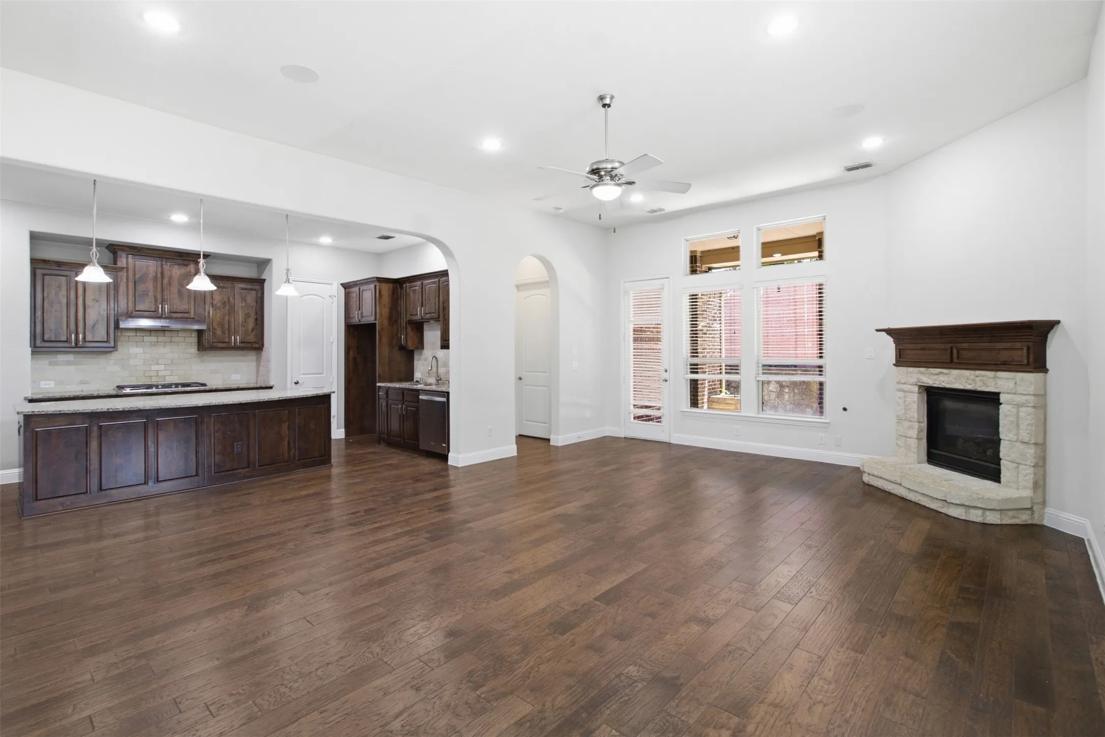 Single Family Residence For Rent in Collin County , 1865 Wood Duck Lane, Allen, Texas 75013, 4 Bedroom, 3 Bathroom, 2 Garage spaces, 2,669 Sqft, built in 2014, mls#21345655, Real Estate Agent in Allen, Homes For Rent in Collin county, Homes For Rent in Allen, Realtor in Allen Texas, Real Estate Brokerage Independent Realty Texas, Luminita Cordes Realtor