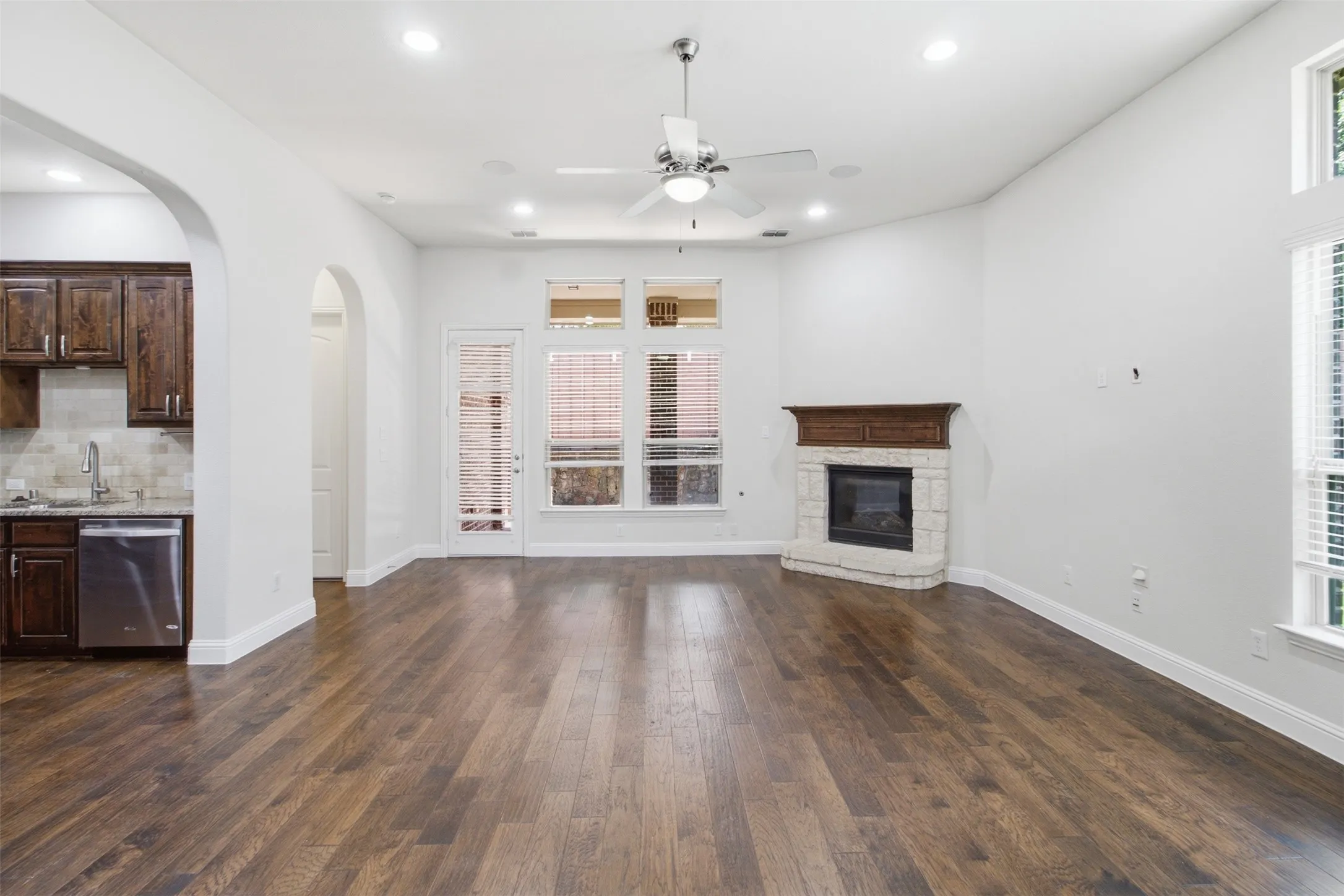 Single Family Residence For Rent in Collin County , 1865 Wood Duck Lane, Allen, Texas 75013, 4 Bedroom, 3 Bathroom, 2 Garage spaces, 2,669 Sqft, built in 2014, mls#21345655, Real Estate Agent in Allen, Homes For Rent in Collin county, Homes For Rent in Allen, Realtor in Allen Texas, Real Estate Brokerage Independent Realty Texas, Luminita Cordes Realtor