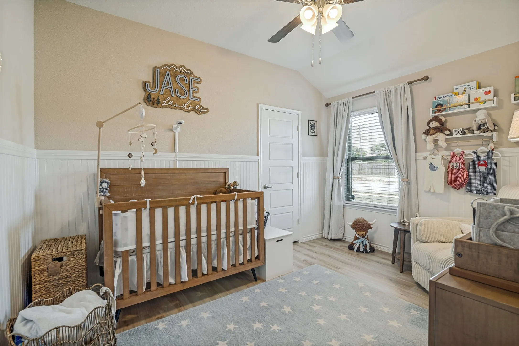 Single Family Residence For Sale in Collin County , 917 Crepe Myrtle Lane, Anna, Texas 75409, 3 Bedroom, 2 Bathroom, 2 Garage spaces, 1,718 Sqft, built in 2022, mls#21345263, Real Estate Agent in Anna, Homes For Sale in Collin county, Homes For Sale in Anna, Realtor in Anna Texas, Real Estate Brokerage Independent Realty Texas, Luminita Cordes Realtor