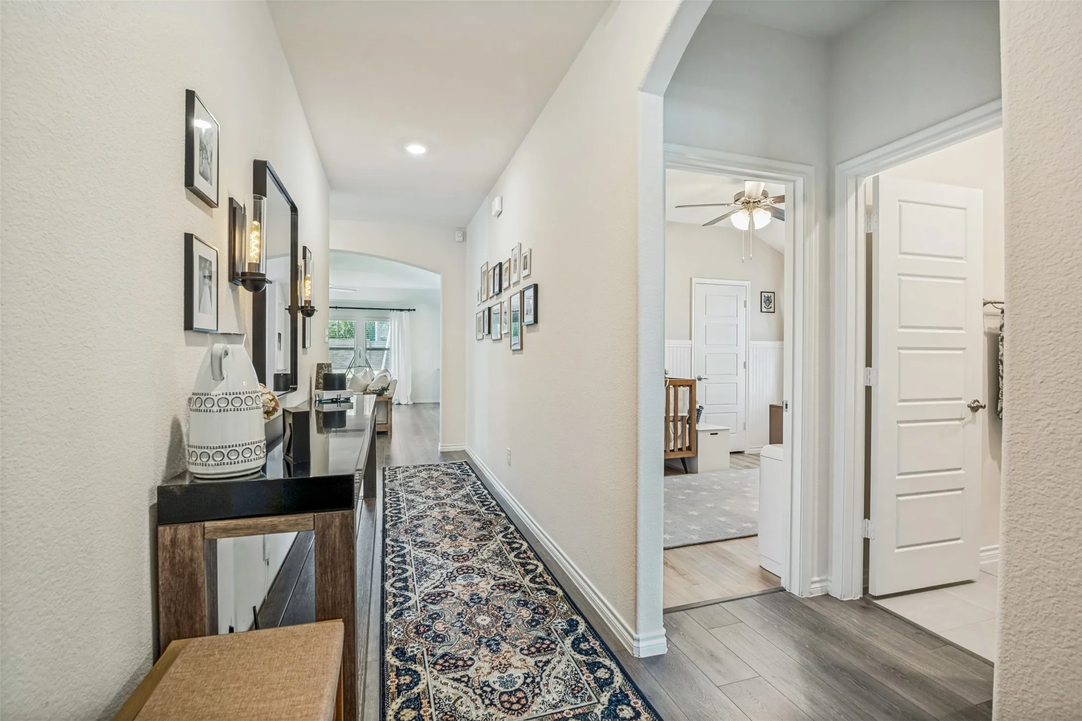 Single Family Residence For Sale in Collin County , 917 Crepe Myrtle Lane, Anna, Texas 75409, 3 Bedroom, 2 Bathroom, 2 Garage spaces, 1,718 Sqft, built in 2022, mls#21345263, Real Estate Agent in Anna, Homes For Sale in Collin county, Homes For Sale in Anna, Realtor in Anna Texas, Real Estate Brokerage Independent Realty Texas, Luminita Cordes Realtor