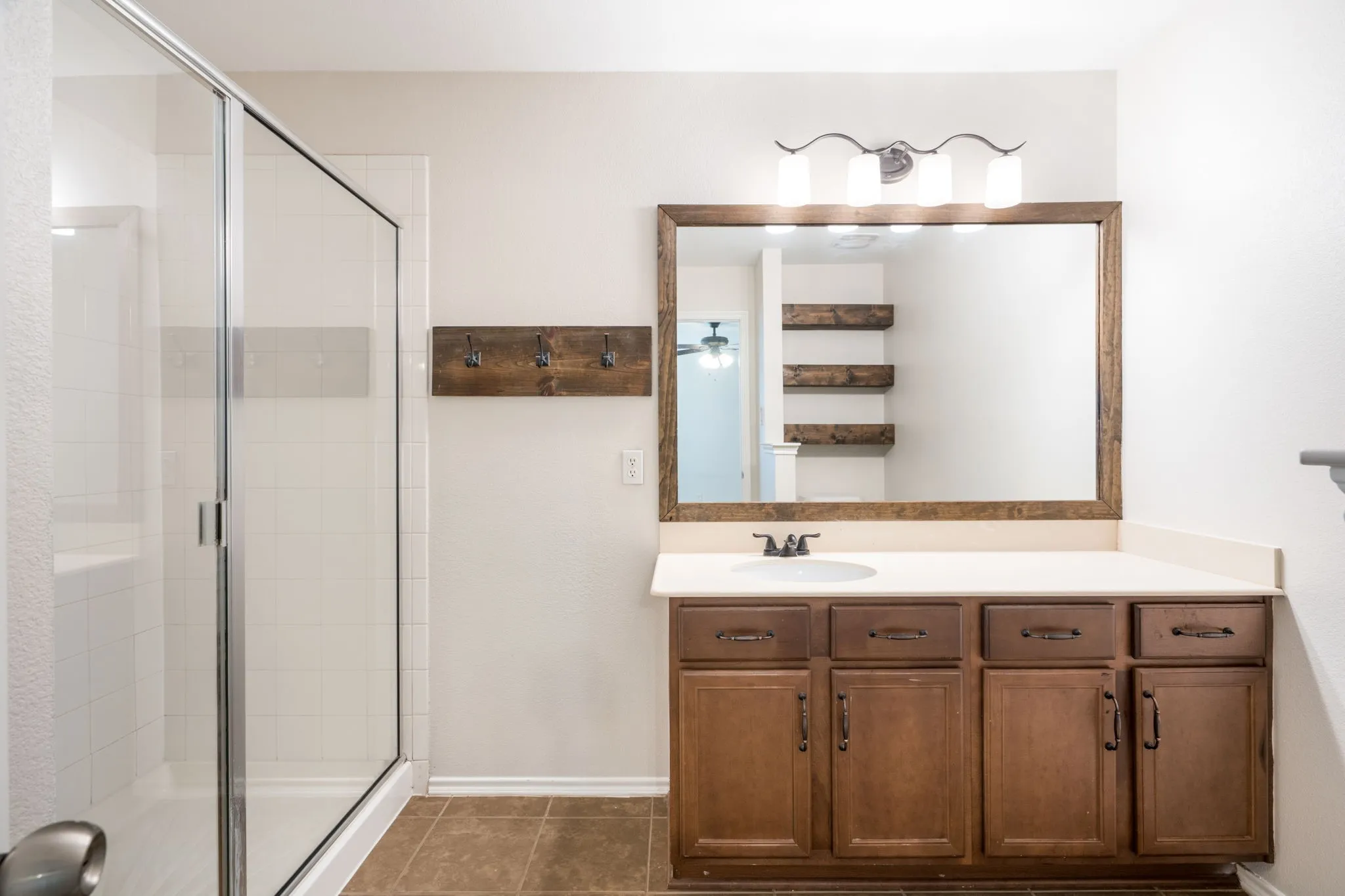 Single Family Residence For Sale in Collin County , 416 Andalusian Trail, Celina, Texas 75009, 4 Bedroom, 2 Bathroom, 2 Garage spaces, 1,645 Sqft, built in 2014, mls#21343230, Real Estate Agent in Celina, Homes For Sale in Collin county, Homes For Sale in Celina, Realtor in Celina Texas, Real Estate Brokerage Independent Realty Texas, Luminita Cordes Realtor