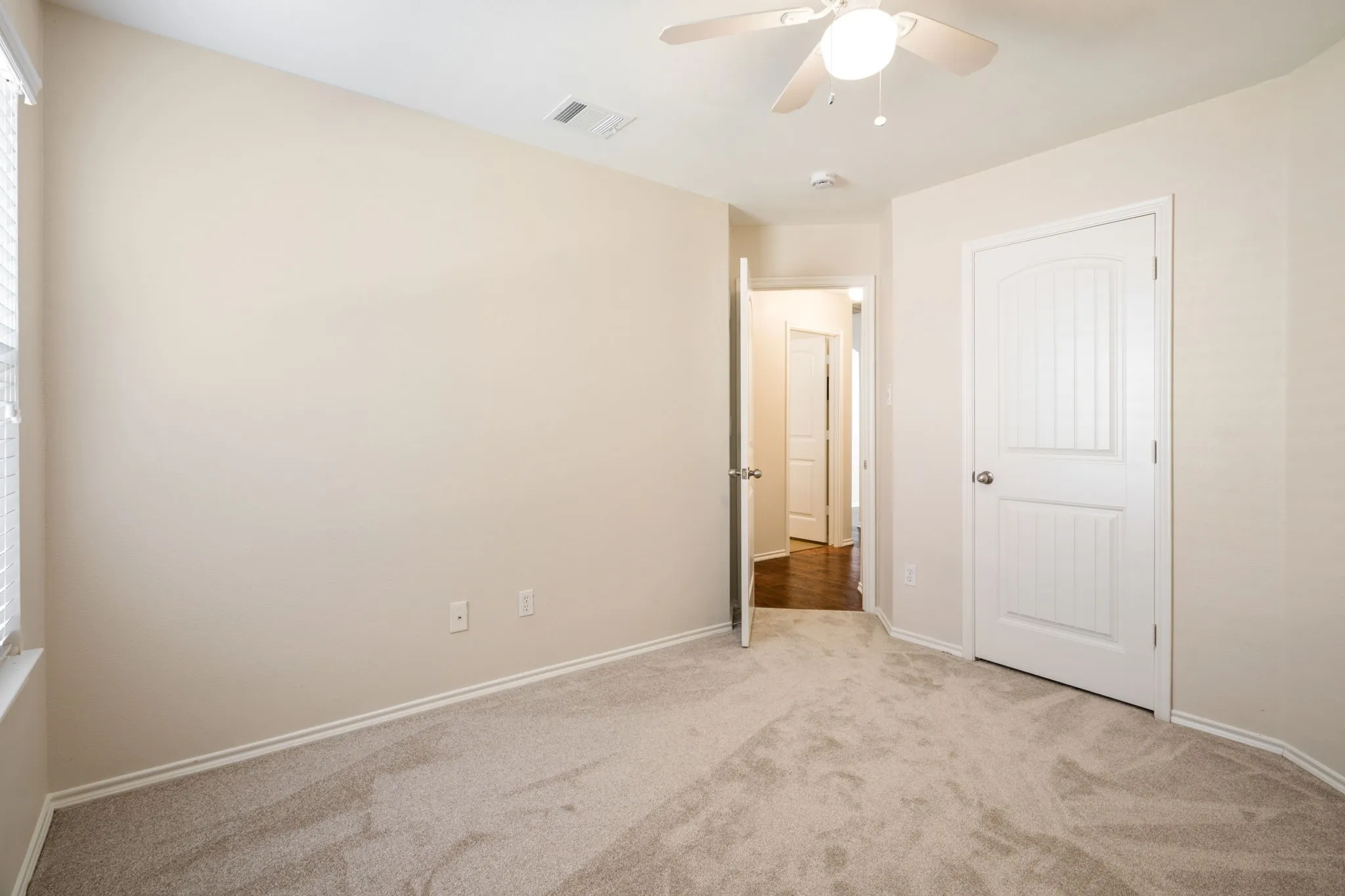 Single Family Residence For Sale in Collin County , 416 Andalusian Trail, Celina, Texas 75009, 4 Bedroom, 2 Bathroom, 2 Garage spaces, 1,645 Sqft, built in 2014, mls#21343230, Real Estate Agent in Celina, Homes For Sale in Collin county, Homes For Sale in Celina, Realtor in Celina Texas, Real Estate Brokerage Independent Realty Texas, Luminita Cordes Realtor