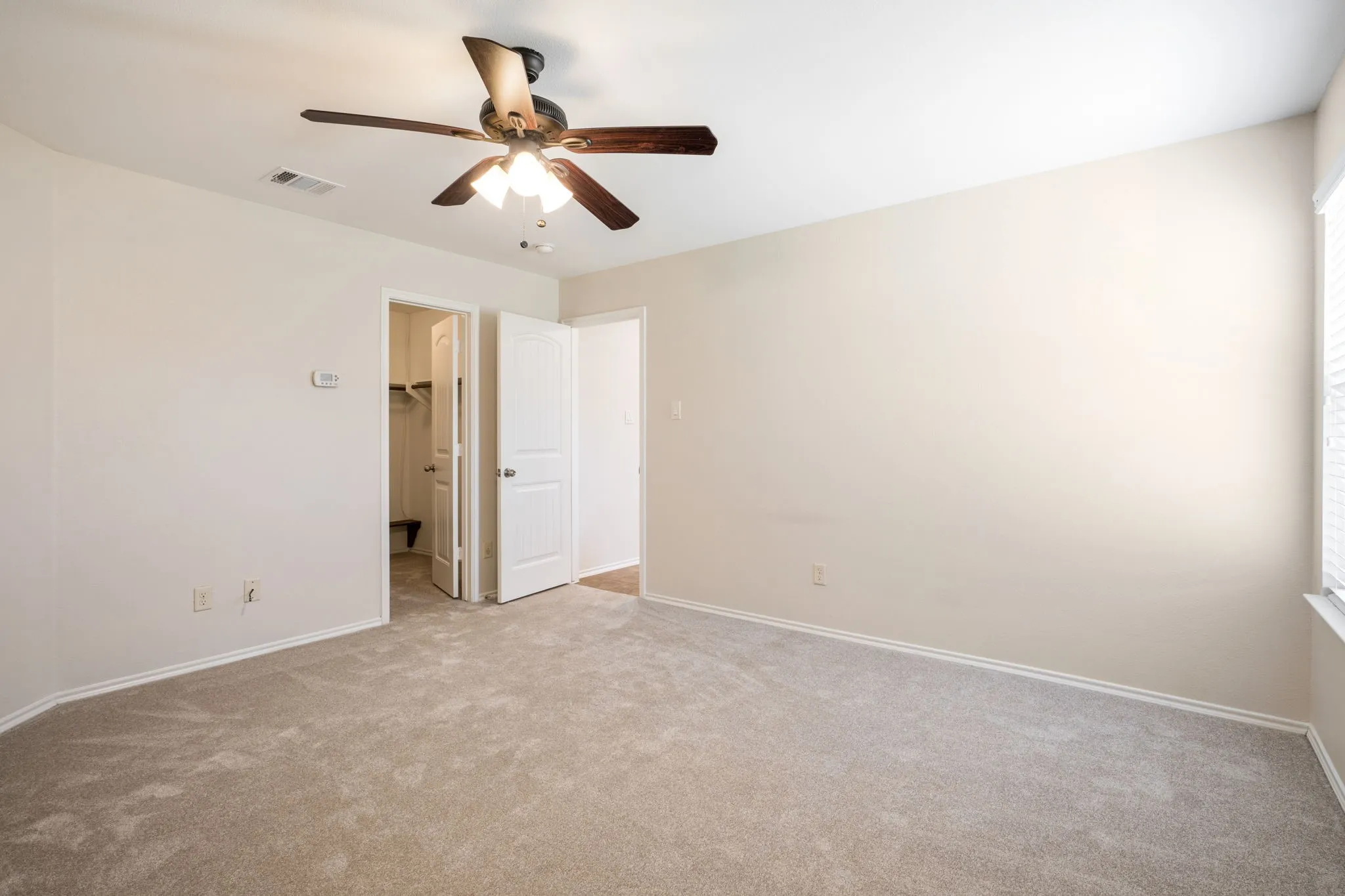 Single Family Residence For Sale in Collin County , 416 Andalusian Trail, Celina, Texas 75009, 4 Bedroom, 2 Bathroom, 2 Garage spaces, 1,645 Sqft, built in 2014, mls#21343230, Real Estate Agent in Celina, Homes For Sale in Collin county, Homes For Sale in Celina, Realtor in Celina Texas, Real Estate Brokerage Independent Realty Texas, Luminita Cordes Realtor