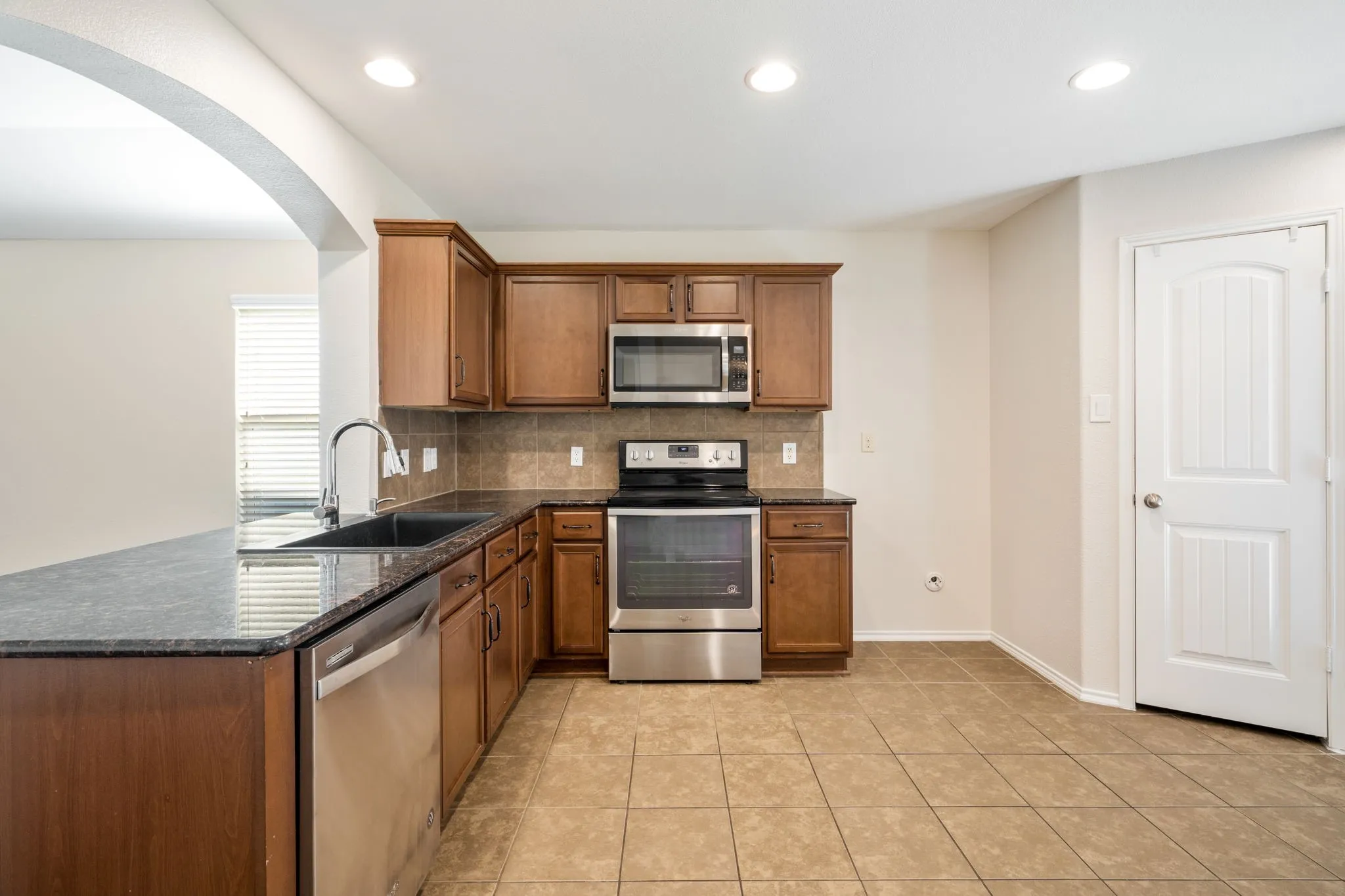 Single Family Residence For Sale in Collin County , 416 Andalusian Trail, Celina, Texas 75009, 4 Bedroom, 2 Bathroom, 2 Garage spaces, 1,645 Sqft, built in 2014, mls#21343230, Real Estate Agent in Celina, Homes For Sale in Collin county, Homes For Sale in Celina, Realtor in Celina Texas, Real Estate Brokerage Independent Realty Texas, Luminita Cordes Realtor