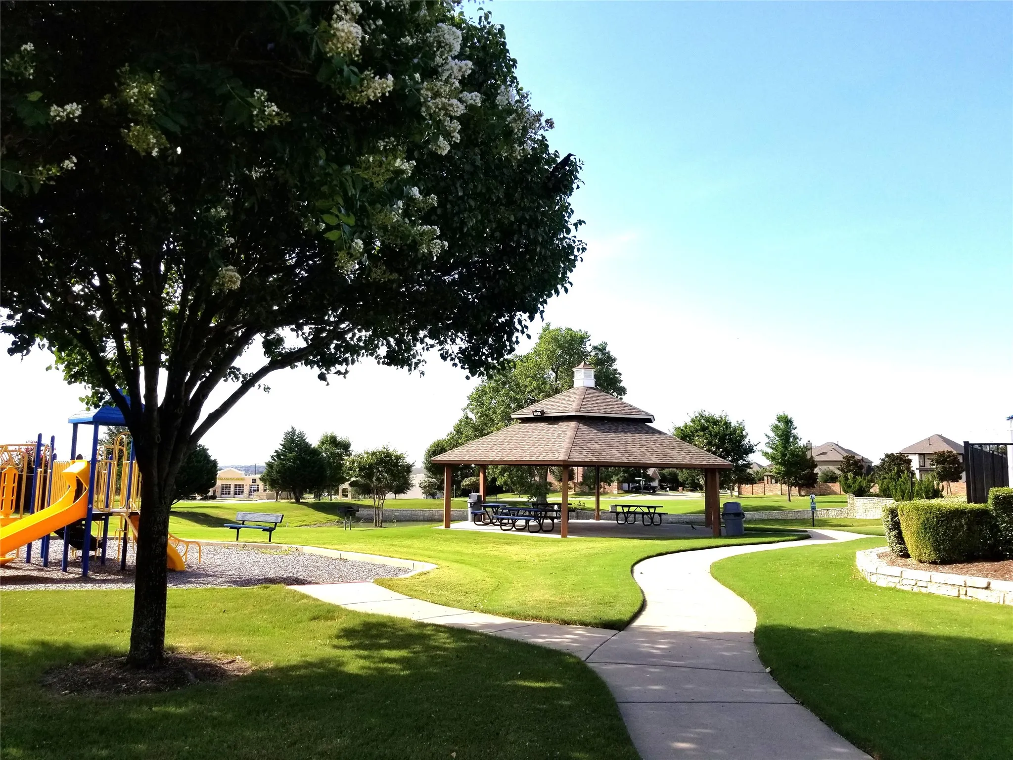 Single Family Residence For Sale in Collin County , 416 Andalusian Trail, Celina, Texas 75009, 4 Bedroom, 2 Bathroom, 2 Garage spaces, 1,645 Sqft, built in 2014, mls#21343230, Real Estate Agent in Celina, Homes For Sale in Collin county, Homes For Sale in Celina, Realtor in Celina Texas, Real Estate Brokerage Independent Realty Texas, Luminita Cordes Realtor