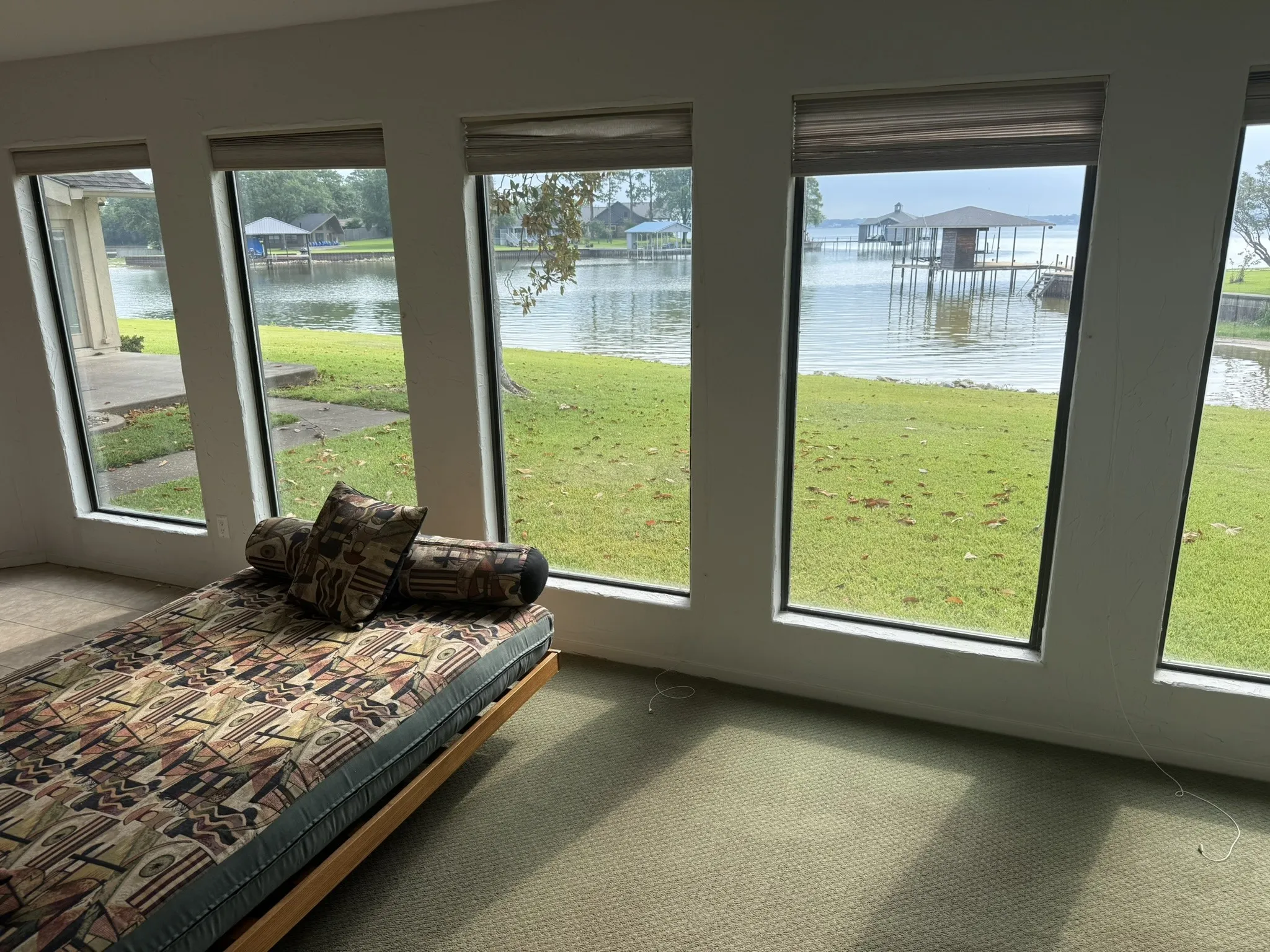 Single Family Residence For Rent in Henderson County , 2517 Wildwood Way, Tool, Texas 75143, 4 Bedrooms, 3 Bathrooms, 2 Garage spaces, 2,954 Sqft, built in 1982, Price $4,500, mls#21297991, Real Estate Agent in Tool, Homes For Rent in Henderson county, Homes For Rent in Tool, Realtor in Tool Texas, Real Estate Brokerage Independent Realty Texas, Luminita Cordes Realtor