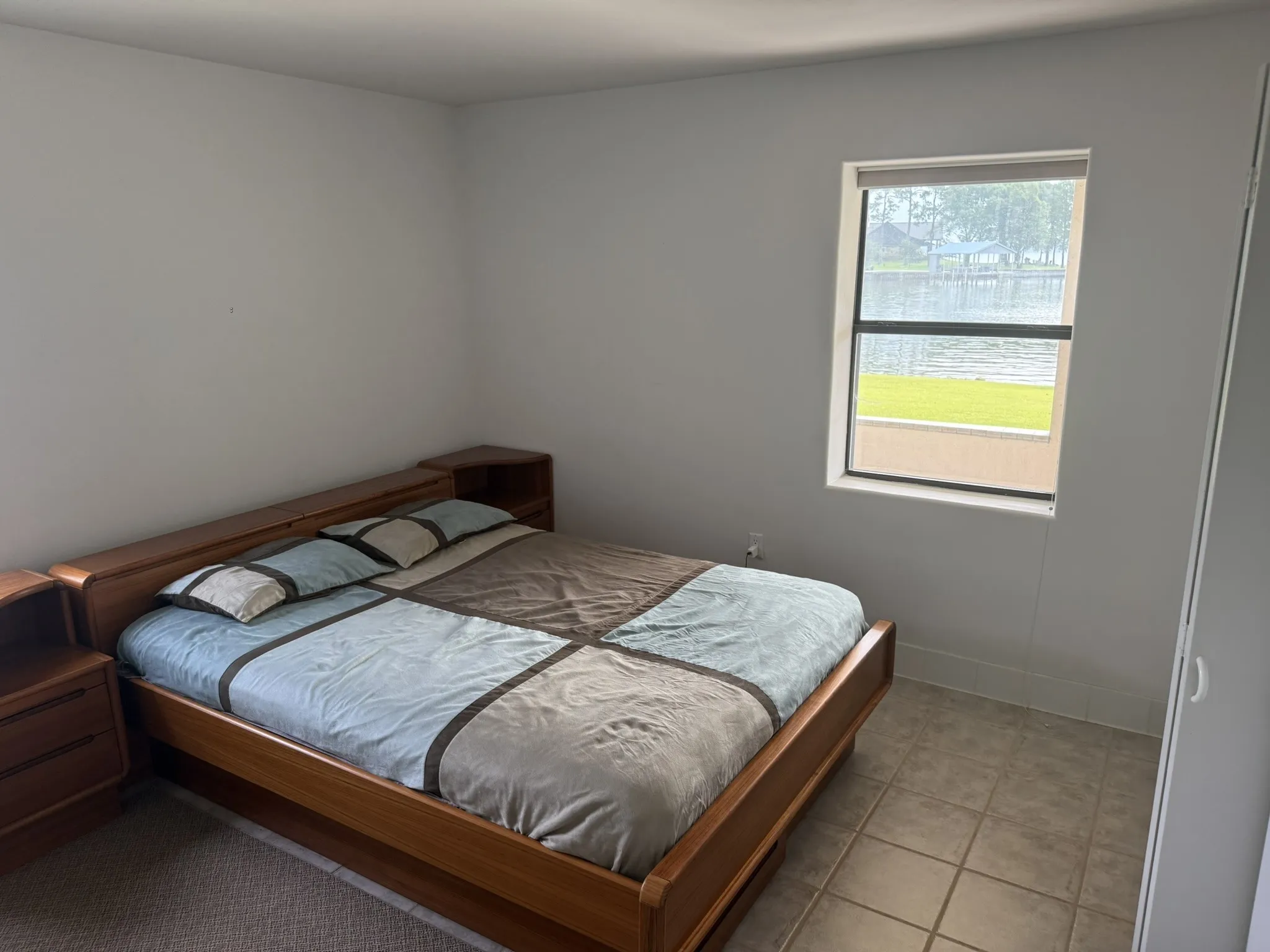 Single Family Residence For Rent in Henderson County , 2517 Wildwood Way, Tool, Texas 75143, 4 Bedrooms, 3 Bathrooms, 2 Garage spaces, 2,954 Sqft, built in 1982, Price $4,500, mls#21297991, Real Estate Agent in Tool, Homes For Rent in Henderson county, Homes For Rent in Tool, Realtor in Tool Texas, Real Estate Brokerage Independent Realty Texas, Luminita Cordes Realtor