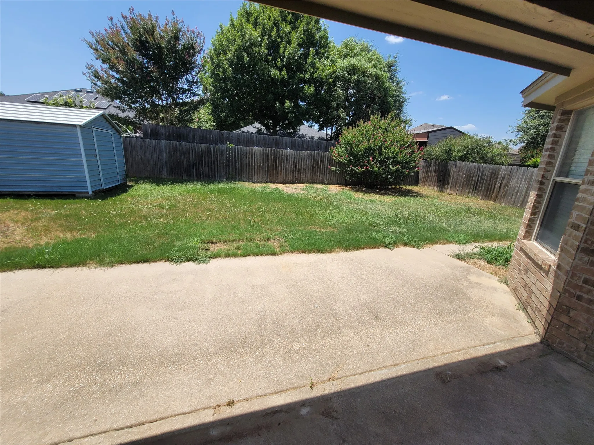 Single Family Residence For Rent in Parker County , 205 Willow Creek Drive, Weatherford, Texas 76085, 3 Bedroom, 2 Bathroom, 2 Garage spaces, 1,464 Sqft, built in 2002, mls#21345875, Real Estate Agent in Weatherford, Homes For Rent in Parker county, Homes For Rent in Weatherford, Realtor in Weatherford Texas, Real Estate Brokerage Independent Realty Texas, Luminita Cordes Realtor