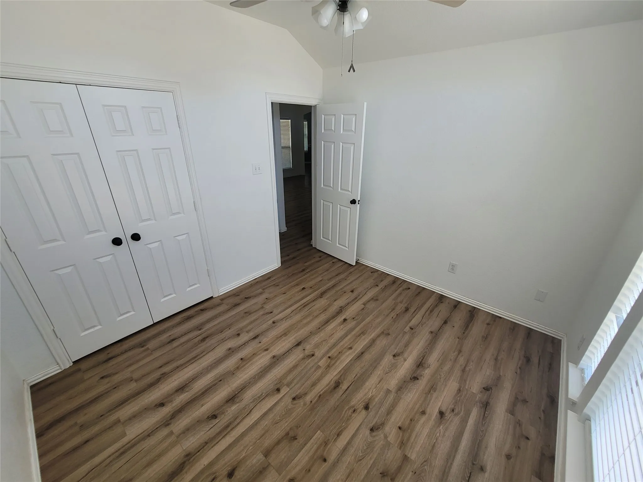 Single Family Residence For Rent in Parker County , 205 Willow Creek Drive, Weatherford, Texas 76085, 3 Bedroom, 2 Bathroom, 2 Garage spaces, 1,464 Sqft, built in 2002, mls#21345875, Real Estate Agent in Weatherford, Homes For Rent in Parker county, Homes For Rent in Weatherford, Realtor in Weatherford Texas, Real Estate Brokerage Independent Realty Texas, Luminita Cordes Realtor