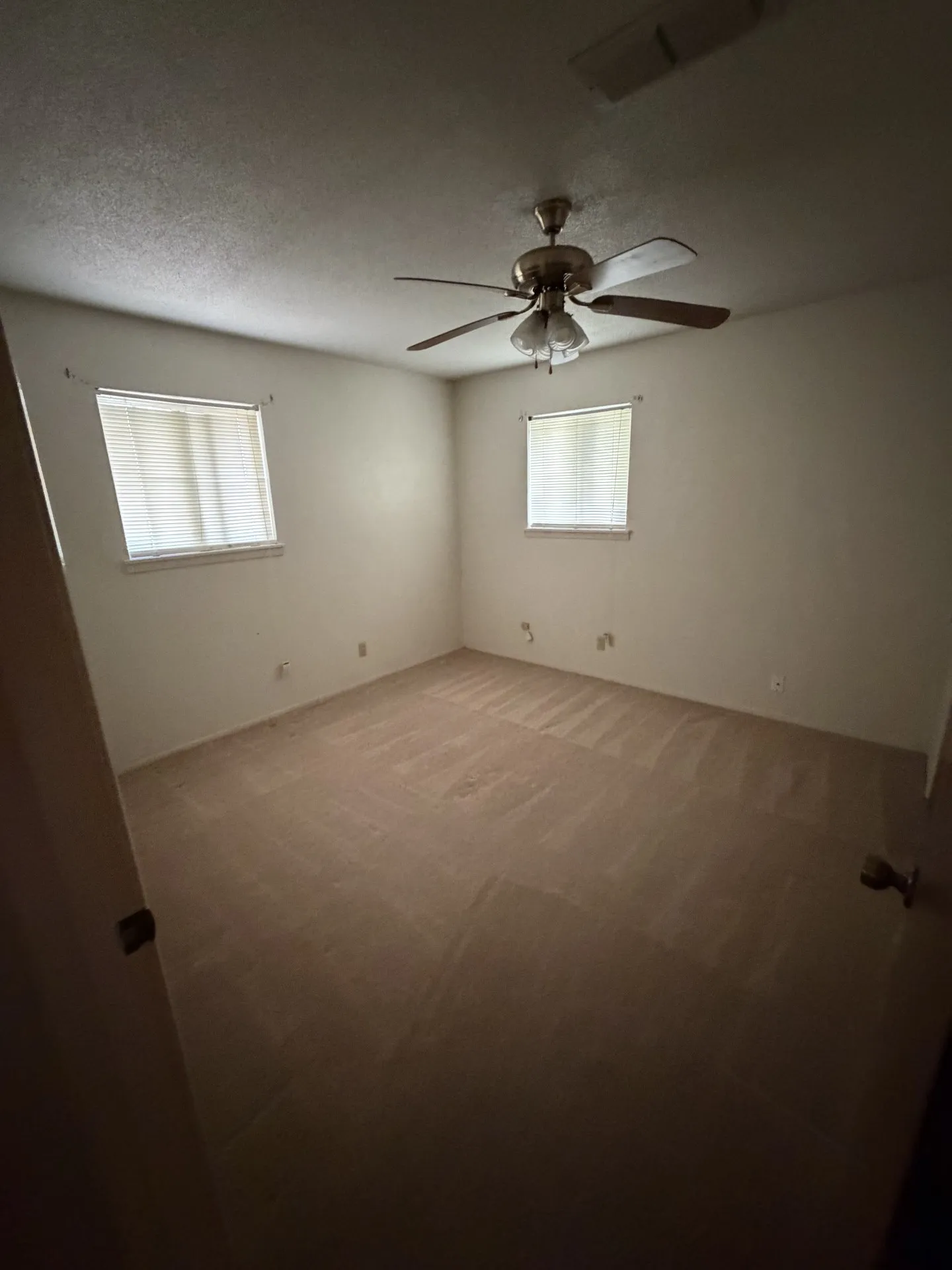 Single Family Residence For Sale in Limestone County , 209 Morningside Drive, Mexia, Texas 76667, 4 Bedrooms, 2 Bathrooms, 2 Garage spaces, 1,761 Sqft, built in 1979, Price $169,500, mls#21345798, Real Estate Agent in Mexia, Homes For Sale in Limestone county, Homes For Sale in Mexia, Realtor in Mexia Texas, Real Estate Brokerage Independent Realty Texas, Luminita Cordes Realtor