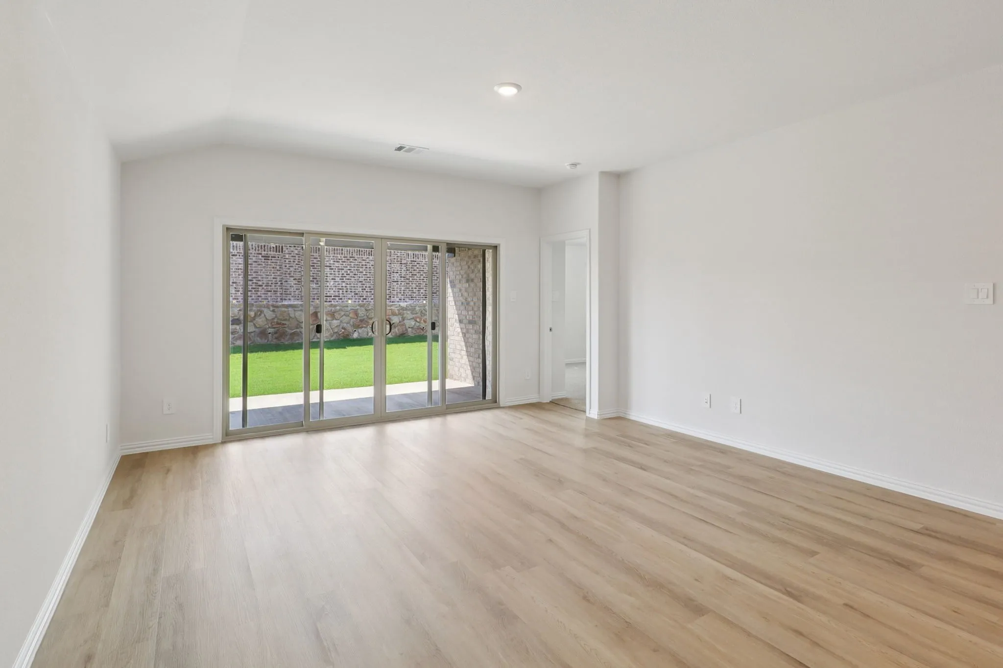 Photo is not of the actual home, but is an inspirational photo of builder’s model home and may depict options, furnishings, and/or decorator features that are not included.