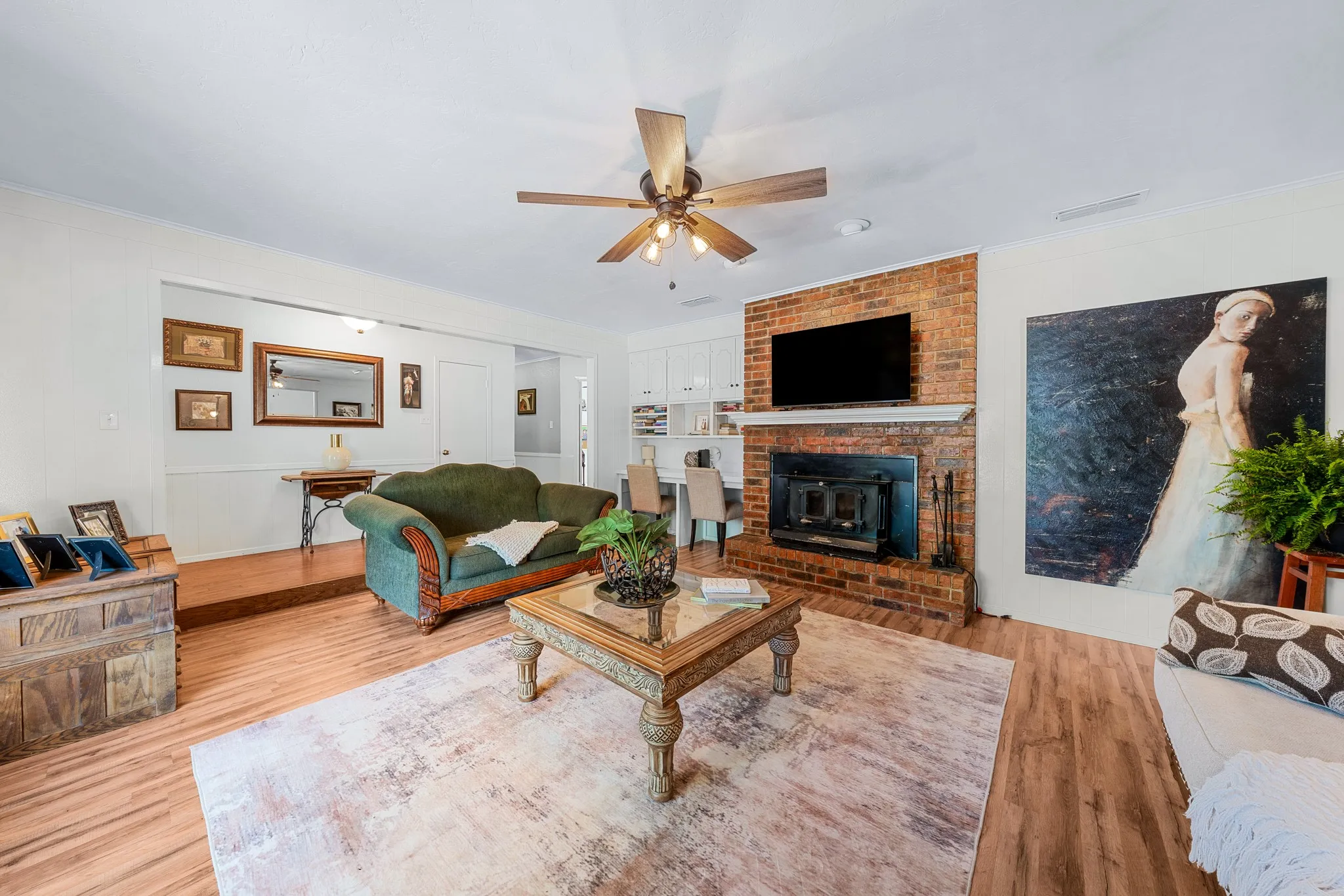 Single Family Residence For Sale in Wood County , 415 Nathan Drive, Quitman, Texas 75783, 4 Bedroom, 3 Bathroom, Garage spaces, 2,909 Sqft, built in 1985, mls#21345097, Real Estate Agent in Quitman, Homes For Sale in Wood county, Homes For Sale in Quitman, Realtor in Quitman Texas, Real Estate Brokerage Independent Realty Texas, Luminita Cordes Realtor