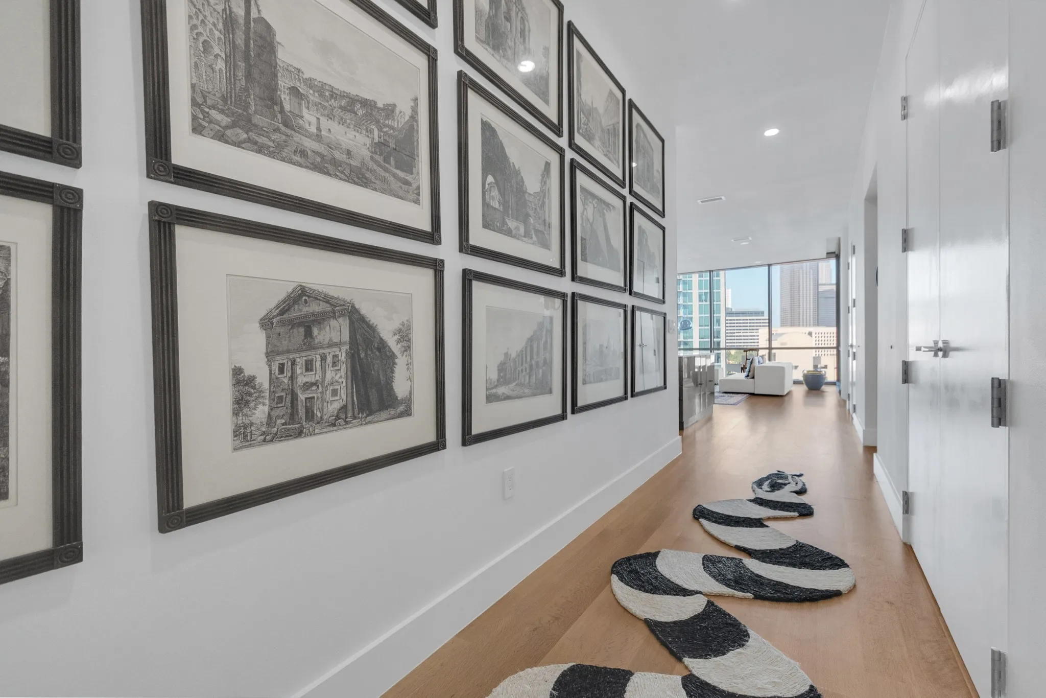 Condominium For Sale in Dallas County , 2200 Victory Avenue 802, Dallas, Texas 75219, 2 Bedroom, 3 Bathroom, 2 Garage spaces, 1,702 Sqft, built in 2007, mls#21344197, Real Estate Agent in Dallas, Homes For Sale in Dallas county, Homes For Sale in Dallas, Realtor in Dallas Texas, Real Estate Brokerage Independent Realty Texas, Luminita Cordes Realtor