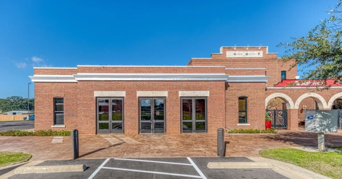 Office For Rent in Parker County , 1916 Martin Drive, Weatherford, Texas 76086, 0, 0, Garage spaces, 0 Sqft, built in 2005, Price $23, mls#21330703, Real Estate Agent in Weatherford, Homes For Rent in Parker county, Homes For Rent in Weatherford, Realtor in Weatherford Texas, Real Estate Brokerage Independent Realty Texas, Luminita Cordes Realtor