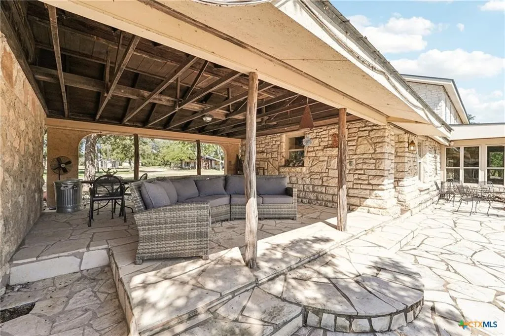 Improved Land For Sale in Lampasas County , 190 Private Road 3011, Lampasas, Texas 76550, 0, 0, Garage spaces, 0 Sqft, built in 1996, Price $6,100,000, mls#21343570, Real Estate Agent in Lampasas, Homes For Sale in Lampasas county, Homes For Sale in Lampasas, Realtor in Lampasas Texas, Real Estate Brokerage Independent Realty Texas, Luminita Cordes Realtor