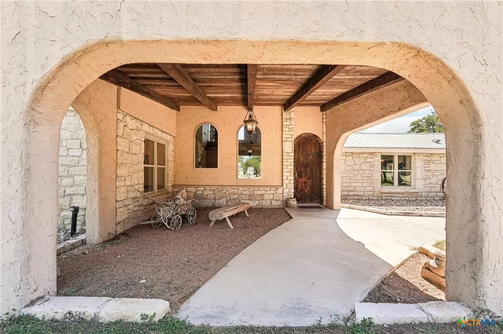 Improved Land For Sale in Lampasas County , 190 Private Road 3011, Lampasas, Texas 76550, 0, 0, Garage spaces, 0 Sqft, built in 1996, Price $6,100,000, mls#21343570, Real Estate Agent in Lampasas, Homes For Sale in Lampasas county, Homes For Sale in Lampasas, Realtor in Lampasas Texas, Real Estate Brokerage Independent Realty Texas, Luminita Cordes Realtor