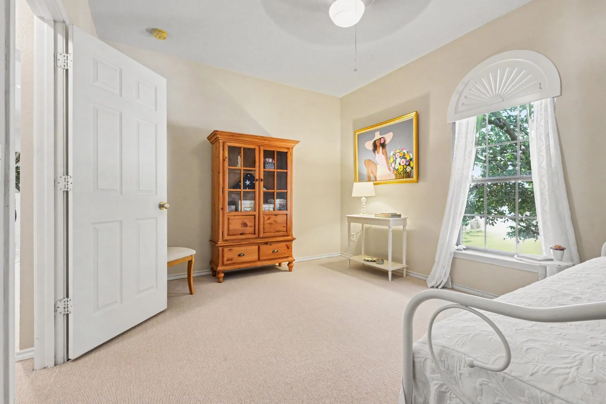 Single Family Residence For Sale in Denton County , 8481 Liverpool Lane, Frisco, Texas 75036, 4 Bedroom, 4 Bathroom, 2 Garage spaces, 3,152 Sqft, built in 2004, mls#21344562, Real Estate Agent in Frisco, Homes For Sale in Denton county, Homes For Sale in Frisco, Realtor in Frisco Texas, Real Estate Brokerage Independent Realty Texas, Luminita Cordes Realtor