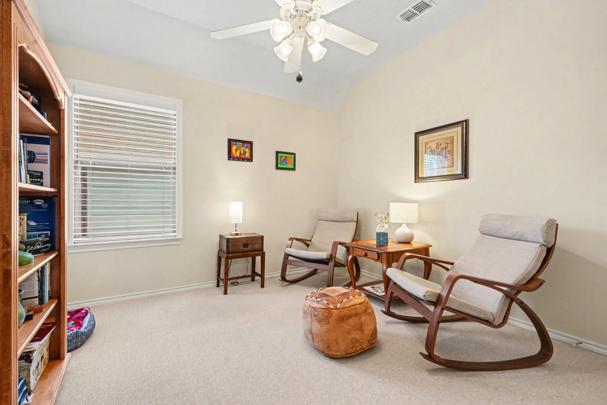 Single Family Residence For Sale in Denton County , 8481 Liverpool Lane, Frisco, Texas 75036, 4 Bedroom, 4 Bathroom, 2 Garage spaces, 3,152 Sqft, built in 2004, mls#21344562, Real Estate Agent in Frisco, Homes For Sale in Denton county, Homes For Sale in Frisco, Realtor in Frisco Texas, Real Estate Brokerage Independent Realty Texas, Luminita Cordes Realtor