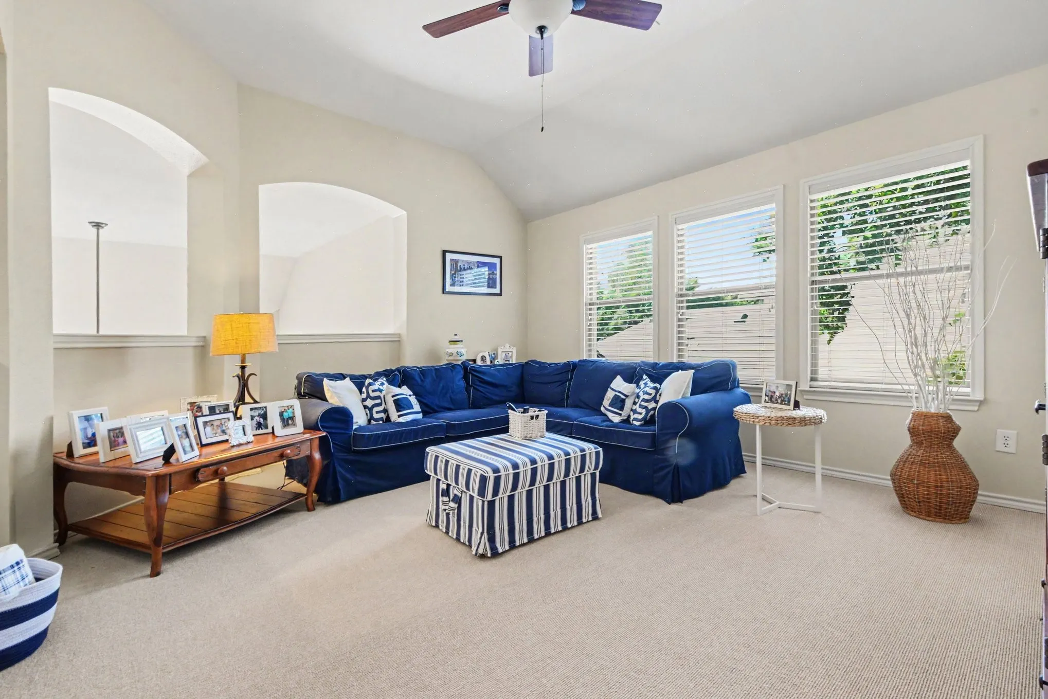 Single Family Residence For Sale in Denton County , 8481 Liverpool Lane, Frisco, Texas 75036, 4 Bedroom, 4 Bathroom, 2 Garage spaces, 3,152 Sqft, built in 2004, mls#21344562, Real Estate Agent in Frisco, Homes For Sale in Denton county, Homes For Sale in Frisco, Realtor in Frisco Texas, Real Estate Brokerage Independent Realty Texas, Luminita Cordes Realtor