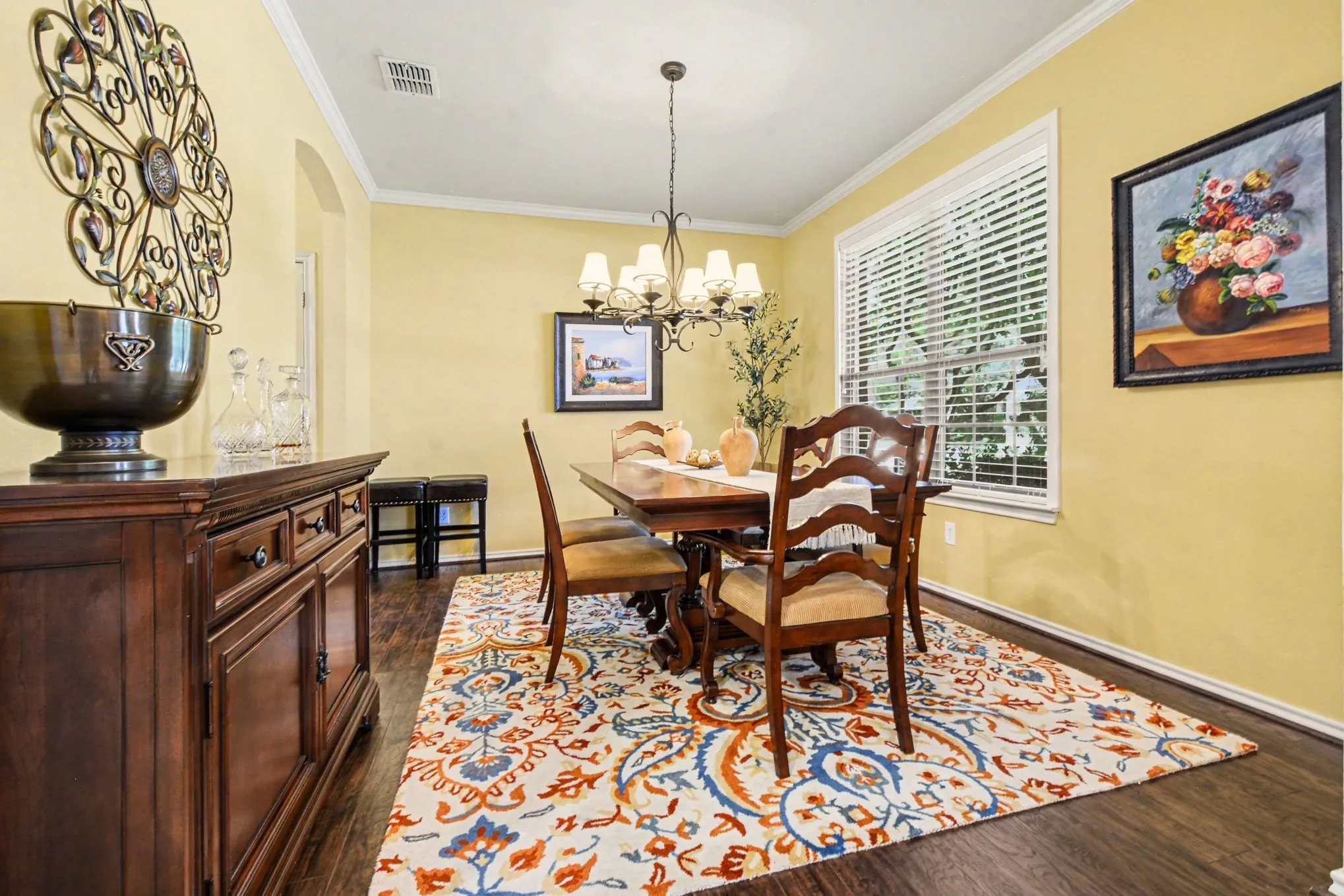 Single Family Residence For Sale in Denton County , 8481 Liverpool Lane, Frisco, Texas 75036, 4 Bedroom, 4 Bathroom, 2 Garage spaces, 3,152 Sqft, built in 2004, mls#21344562, Real Estate Agent in Frisco, Homes For Sale in Denton county, Homes For Sale in Frisco, Realtor in Frisco Texas, Real Estate Brokerage Independent Realty Texas, Luminita Cordes Realtor