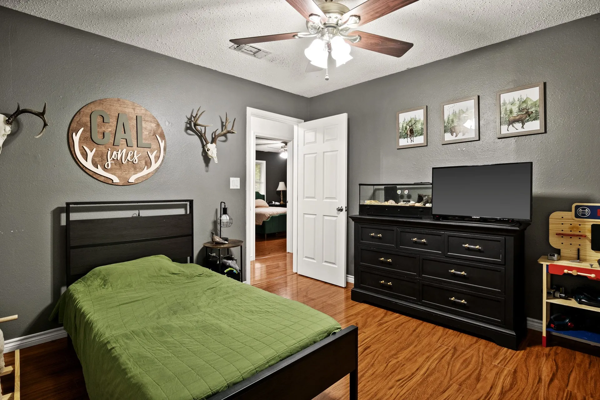 Single Family Residence For Sale in Camp County , 419 County Road 4164, Pittsburg, Texas 75686, 3 Bedroom, 2 Bathroom, 2 Garage spaces, 1,537 Sqft, built in 1977, mls#21345878, Real Estate Agent in Pittsburg, Homes For Sale in Camp county, Homes For Sale in Pittsburg, Realtor in Pittsburg Texas, Real Estate Brokerage Independent Realty Texas, Luminita Cordes Realtor