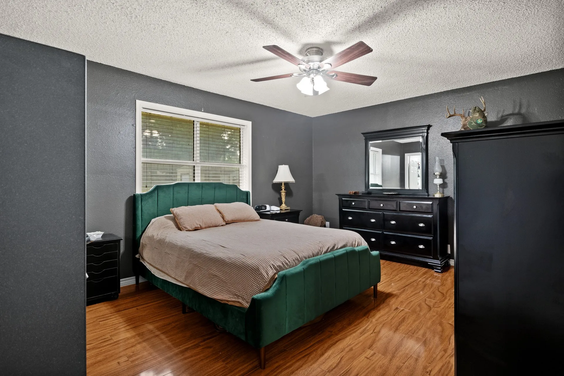 Single Family Residence For Sale in Camp County , 419 County Road 4164, Pittsburg, Texas 75686, 3 Bedroom, 2 Bathroom, 2 Garage spaces, 1,537 Sqft, built in 1977, mls#21345878, Real Estate Agent in Pittsburg, Homes For Sale in Camp county, Homes For Sale in Pittsburg, Realtor in Pittsburg Texas, Real Estate Brokerage Independent Realty Texas, Luminita Cordes Realtor