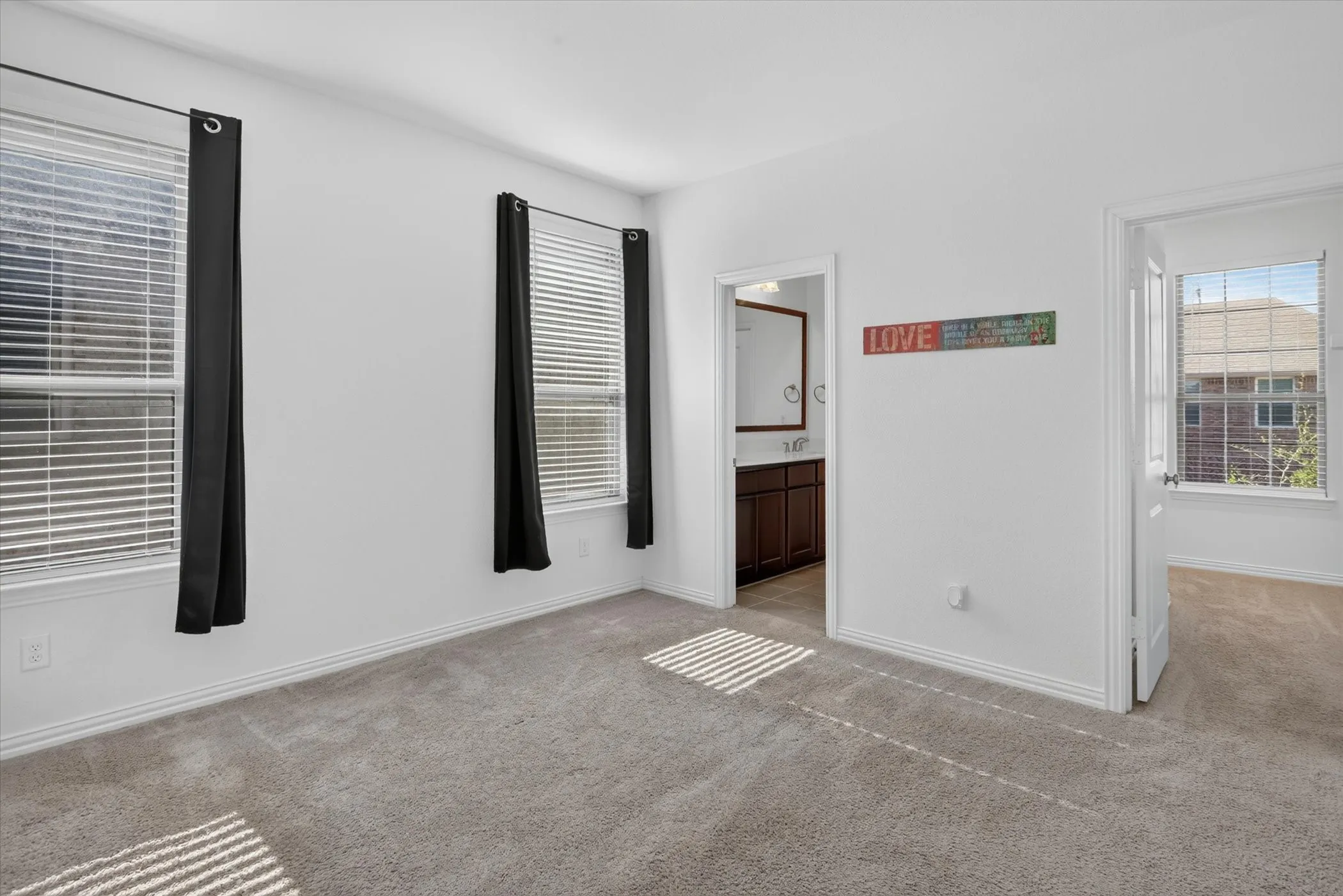 Single Family Residence For Sale in Dallas County , 243 Woodson Street, Irving, Texas 75063, 4 Bedroom, 3 Bathroom, 2 Garage spaces, 1,863 Sqft, built in 2020, mls#21343793, Real Estate Agent in Irving, Homes For Sale in Dallas county, Homes For Sale in Irving, Realtor in Irving Texas, Real Estate Brokerage Independent Realty Texas, Luminita Cordes Realtor