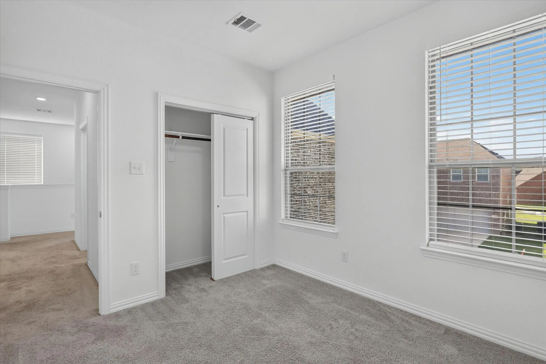 Single Family Residence For Sale in Dallas County , 243 Woodson Street, Irving, Texas 75063, 4 Bedroom, 3 Bathroom, 2 Garage spaces, 1,863 Sqft, built in 2020, mls#21343793, Real Estate Agent in Irving, Homes For Sale in Dallas county, Homes For Sale in Irving, Realtor in Irving Texas, Real Estate Brokerage Independent Realty Texas, Luminita Cordes Realtor