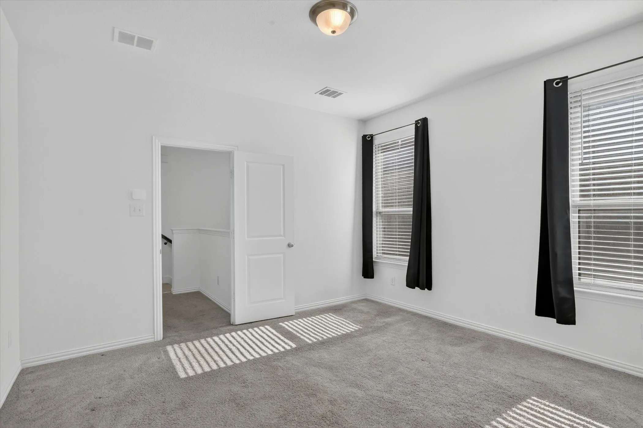 Single Family Residence For Sale in Dallas County , 243 Woodson Street, Irving, Texas 75063, 4 Bedroom, 3 Bathroom, 2 Garage spaces, 1,863 Sqft, built in 2020, mls#21343793, Real Estate Agent in Irving, Homes For Sale in Dallas county, Homes For Sale in Irving, Realtor in Irving Texas, Real Estate Brokerage Independent Realty Texas, Luminita Cordes Realtor