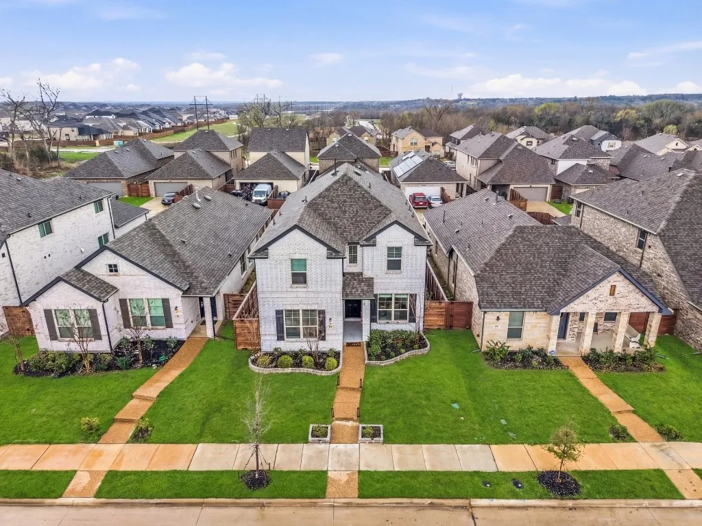 Single Family Residence For Rent in Dallas County , 1908 Twisted Tree Lane, Mesquite, Texas 75181, 4 Bedroom, 3 Bathroom, 2 Garage spaces, 2,713 Sqft, built in 2023, mls#21320665, Real Estate Agent in Mesquite, Homes For Rent in Dallas county, Homes For Rent in Mesquite, Realtor in Mesquite Texas, Real Estate Brokerage Independent Realty Texas, Luminita Cordes Realtor