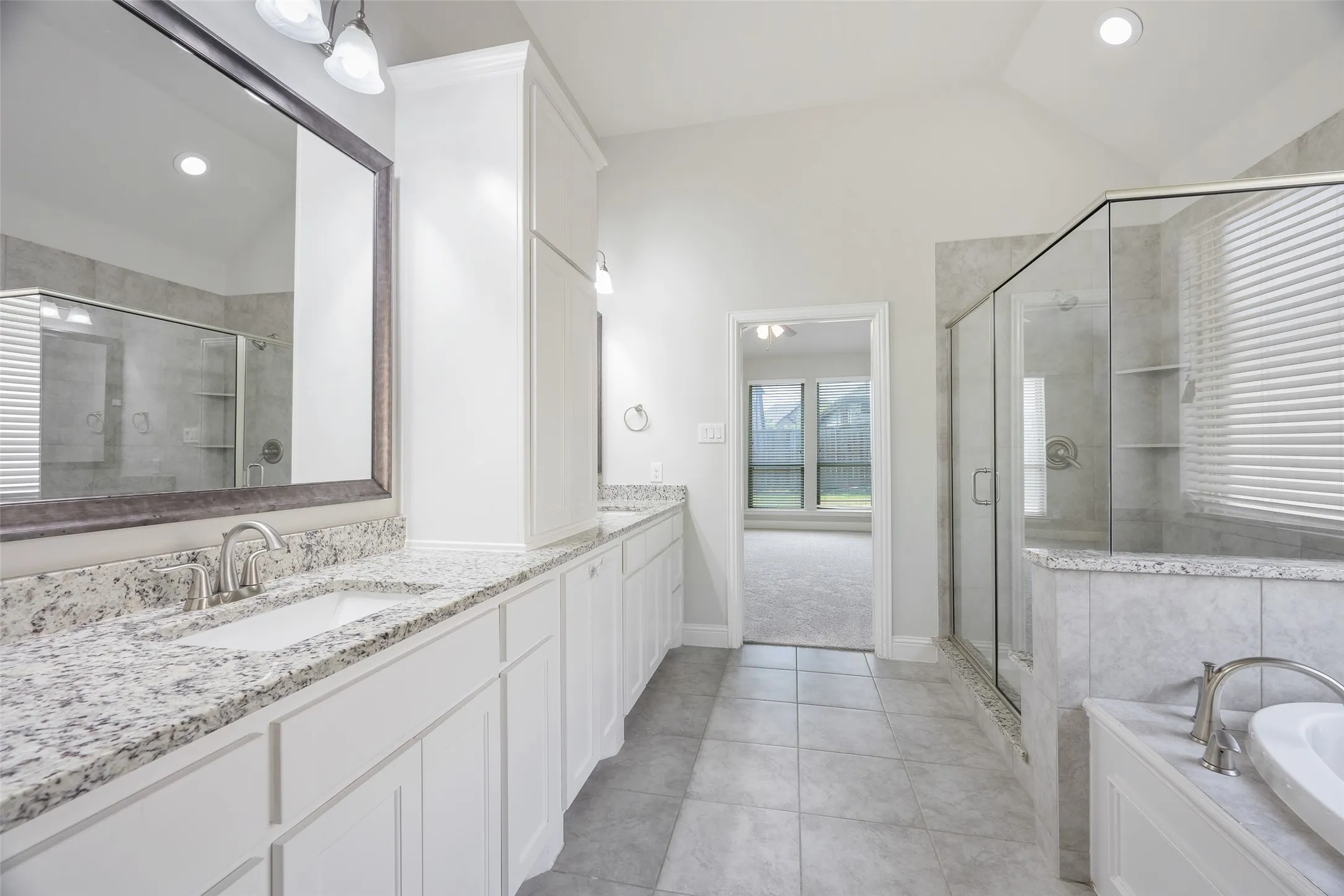 Single Family Residence For Rent in Denton County , 9724 Excursion Drive, Little Elm, Texas 75068, 5 Bedroom, 4 Bathroom, 3 Garage spaces, 3,045 Sqft, built in 2018, mls#21345918, Real Estate Agent in Little Elm, Homes For Rent in Denton county, Homes For Rent in Little Elm, Realtor in Little Elm Texas, Real Estate Brokerage Independent Realty Texas, Luminita Cordes Realtor