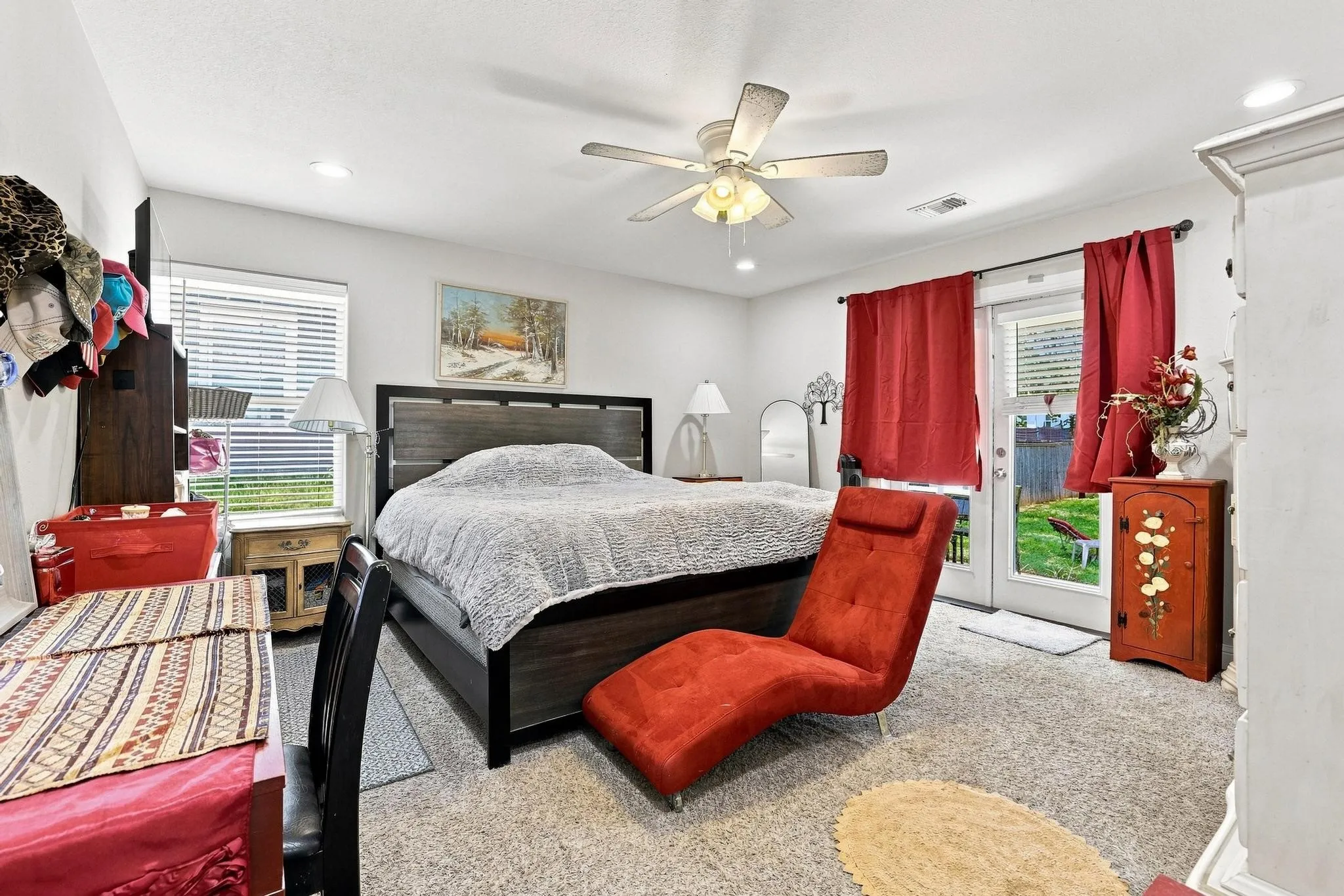 Single Family Residence For Sale in Grayson County , 517 E Hanna Street, Denison, Texas 75021, 3 Bedroom, 2 Bathroom, Garage spaces, 1,332 Sqft, built in 2020, mls#21340870, Real Estate Agent in Denison, Homes For Sale in Grayson county, Homes For Sale in Denison, Realtor in Denison Texas, Real Estate Brokerage Independent Realty Texas, Luminita Cordes Realtor