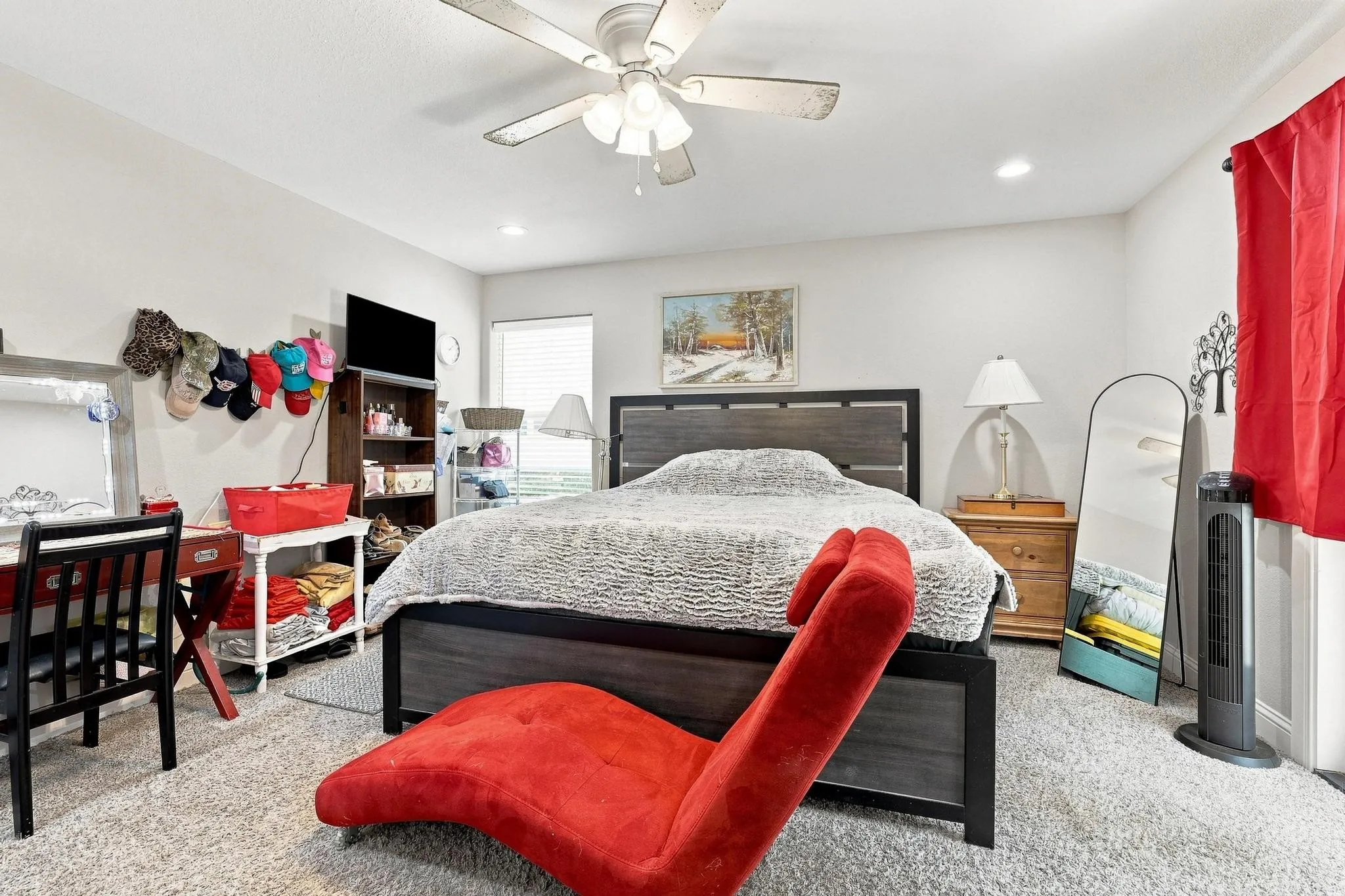 Single Family Residence For Sale in Grayson County , 517 E Hanna Street, Denison, Texas 75021, 3 Bedroom, 2 Bathroom, Garage spaces, 1,332 Sqft, built in 2020, mls#21340870, Real Estate Agent in Denison, Homes For Sale in Grayson county, Homes For Sale in Denison, Realtor in Denison Texas, Real Estate Brokerage Independent Realty Texas, Luminita Cordes Realtor