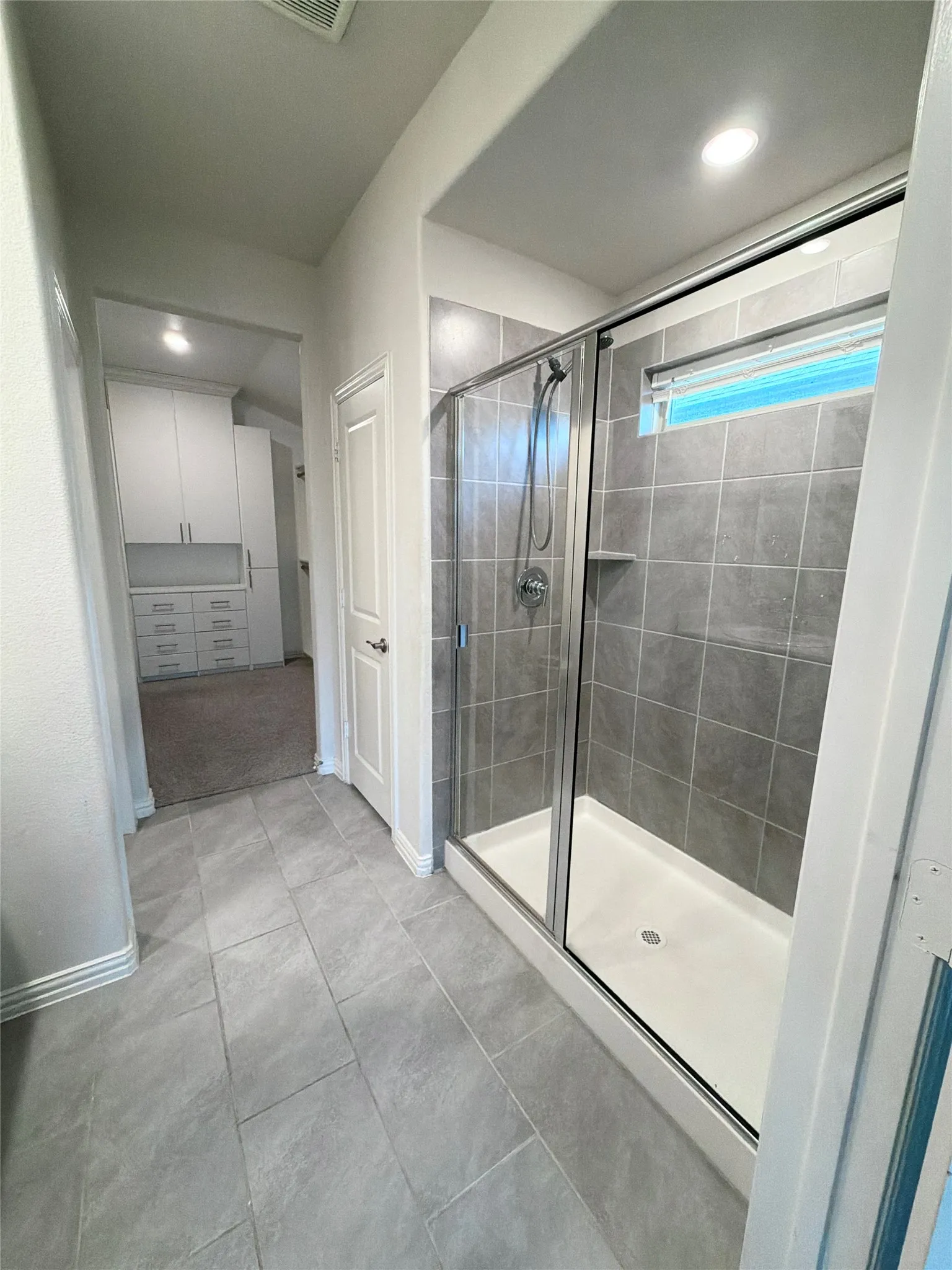Single Family Residence For Rent in Tarrant County , 10508 Big Lagoon Drive, Fort Worth, Texas 76179, 4 Bedrooms, 2 Bathrooms, 2 Garage spaces, 1,731 Sqft, built in 2021, Price $2,400, mls#21345890, Real Estate Agent in Fort Worth, Homes For Rent in Tarrant county, Homes For Rent in Fort Worth, Realtor in Fort Worth Texas, Real Estate Brokerage Independent Realty Texas, Luminita Cordes Realtor