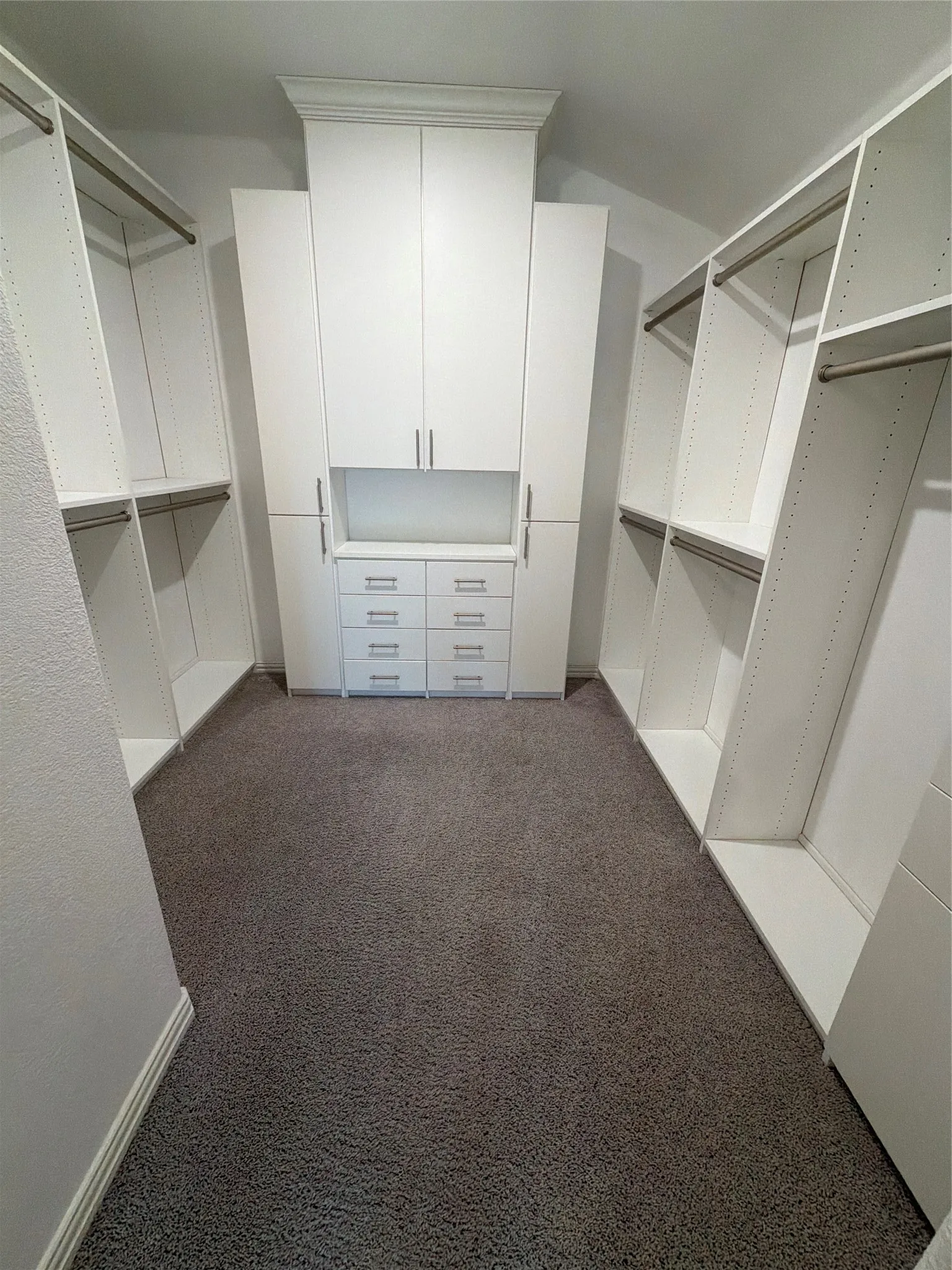 Single Family Residence For Rent in Tarrant County , 10508 Big Lagoon Drive, Fort Worth, Texas 76179, 4 Bedrooms, 2 Bathrooms, 2 Garage spaces, 1,731 Sqft, built in 2021, Price $2,400, mls#21345890, Real Estate Agent in Fort Worth, Homes For Rent in Tarrant county, Homes For Rent in Fort Worth, Realtor in Fort Worth Texas, Real Estate Brokerage Independent Realty Texas, Luminita Cordes Realtor