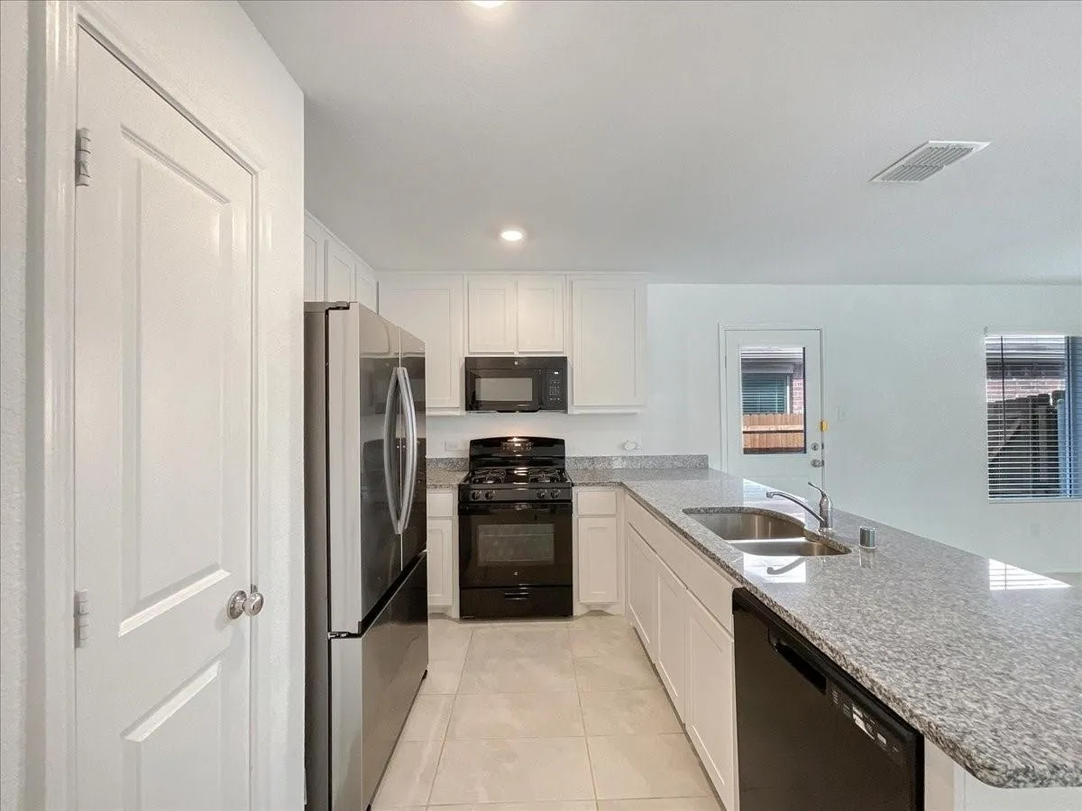 Single Family Residence For Rent in Collin County , 3316 Turkey Trot Lane, Mc Kinney, Texas 75071, 3 Bedroom, 2 Bathroom, 2 Garage spaces, 1,440 Sqft, built in 2023, mls#21345928, Real Estate Agent in Mc Kinney, Homes For Rent in Collin county, Homes For Rent in Mc Kinney, Realtor in Mc Kinney Texas, Real Estate Brokerage Independent Realty Texas, Luminita Cordes Realtor