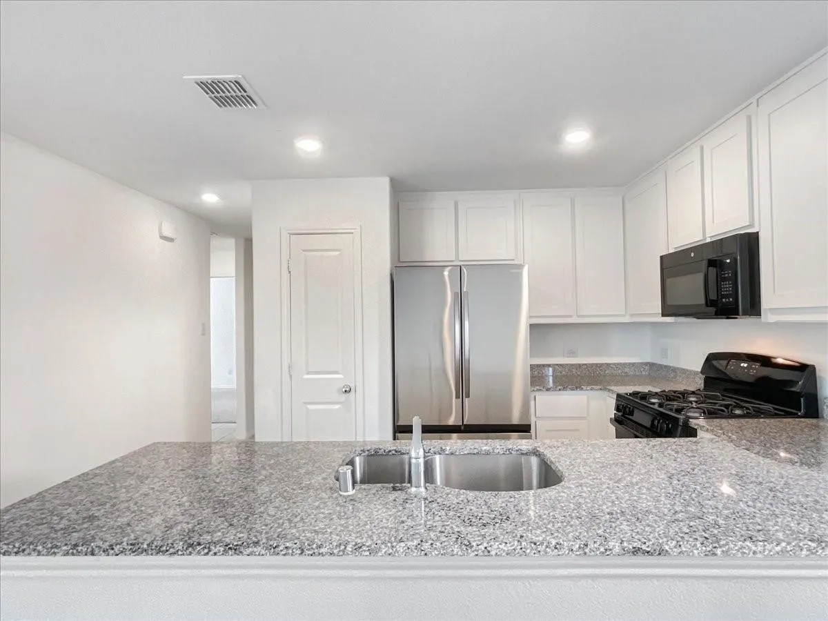Single Family Residence For Rent in Collin County , 3316 Turkey Trot Lane, Mc Kinney, Texas 75071, 3 Bedroom, 2 Bathroom, 2 Garage spaces, 1,440 Sqft, built in 2023, mls#21345928, Real Estate Agent in Mc Kinney, Homes For Rent in Collin county, Homes For Rent in Mc Kinney, Realtor in Mc Kinney Texas, Real Estate Brokerage Independent Realty Texas, Luminita Cordes Realtor