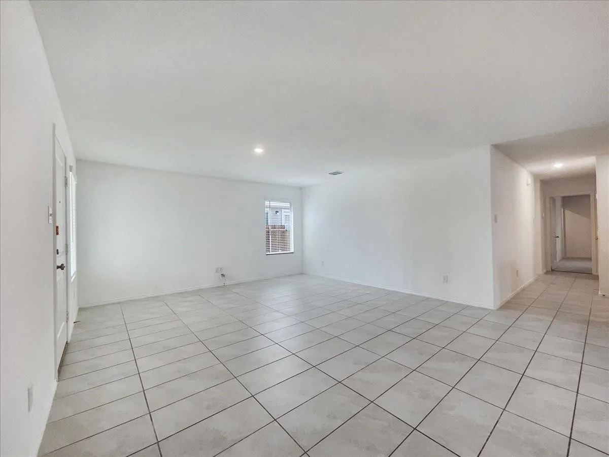 Single Family Residence For Rent in Collin County , 3316 Turkey Trot Lane, Mc Kinney, Texas 75071, 3 Bedroom, 2 Bathroom, 2 Garage spaces, 1,440 Sqft, built in 2023, mls#21345928, Real Estate Agent in Mc Kinney, Homes For Rent in Collin county, Homes For Rent in Mc Kinney, Realtor in Mc Kinney Texas, Real Estate Brokerage Independent Realty Texas, Luminita Cordes Realtor