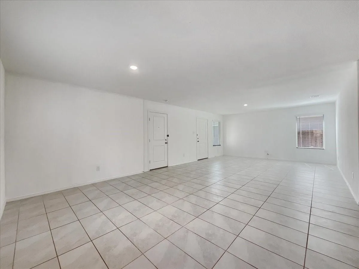 Single Family Residence For Rent in Collin County , 3316 Turkey Trot Lane, Mc Kinney, Texas 75071, 3 Bedroom, 2 Bathroom, 2 Garage spaces, 1,440 Sqft, built in 2023, mls#21345928, Real Estate Agent in Mc Kinney, Homes For Rent in Collin county, Homes For Rent in Mc Kinney, Realtor in Mc Kinney Texas, Real Estate Brokerage Independent Realty Texas, Luminita Cordes Realtor
