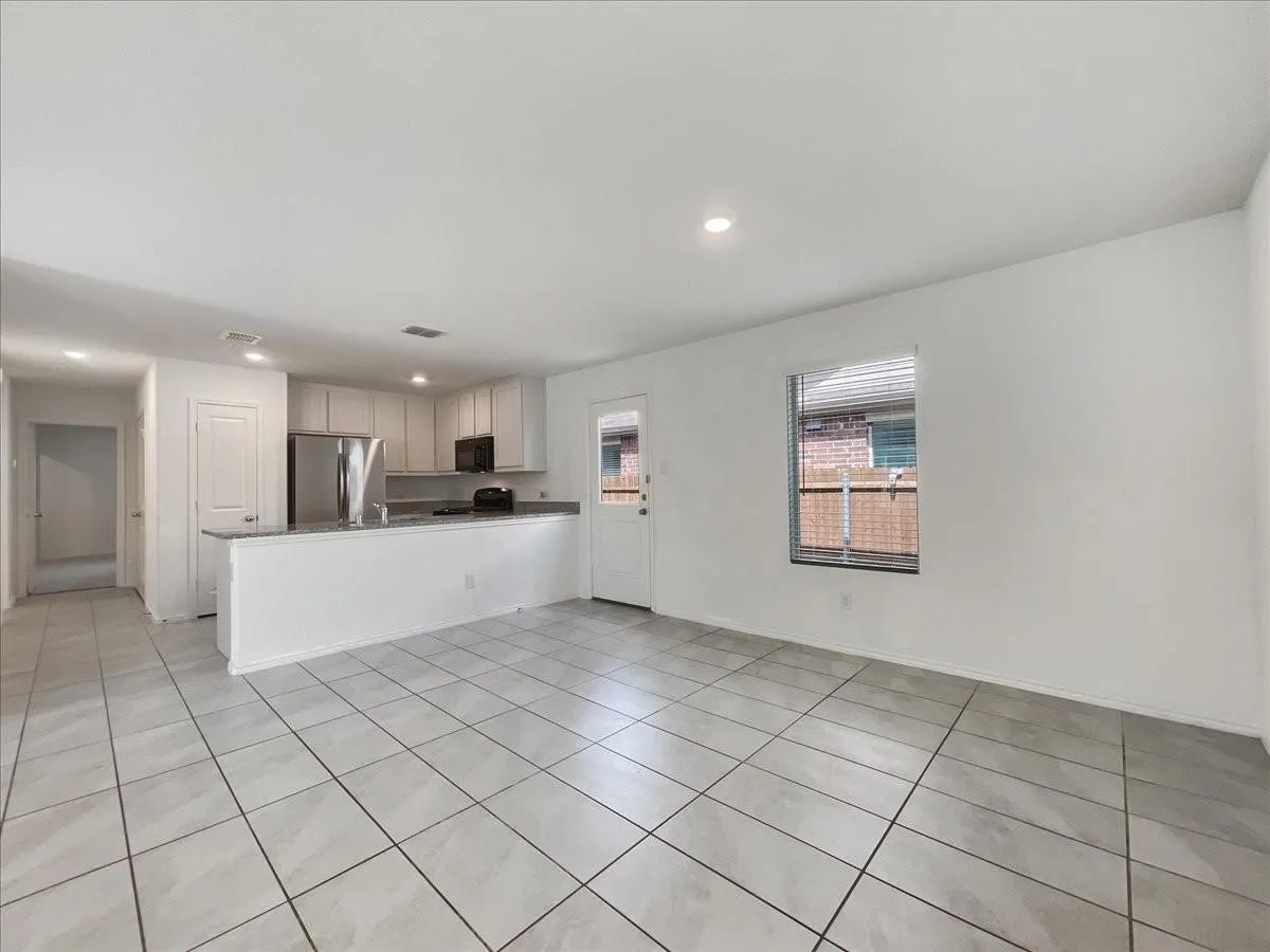 Single Family Residence For Rent in Collin County , 3316 Turkey Trot Lane, Mc Kinney, Texas 75071, 3 Bedroom, 2 Bathroom, 2 Garage spaces, 1,440 Sqft, built in 2023, mls#21345928, Real Estate Agent in Mc Kinney, Homes For Rent in Collin county, Homes For Rent in Mc Kinney, Realtor in Mc Kinney Texas, Real Estate Brokerage Independent Realty Texas, Luminita Cordes Realtor