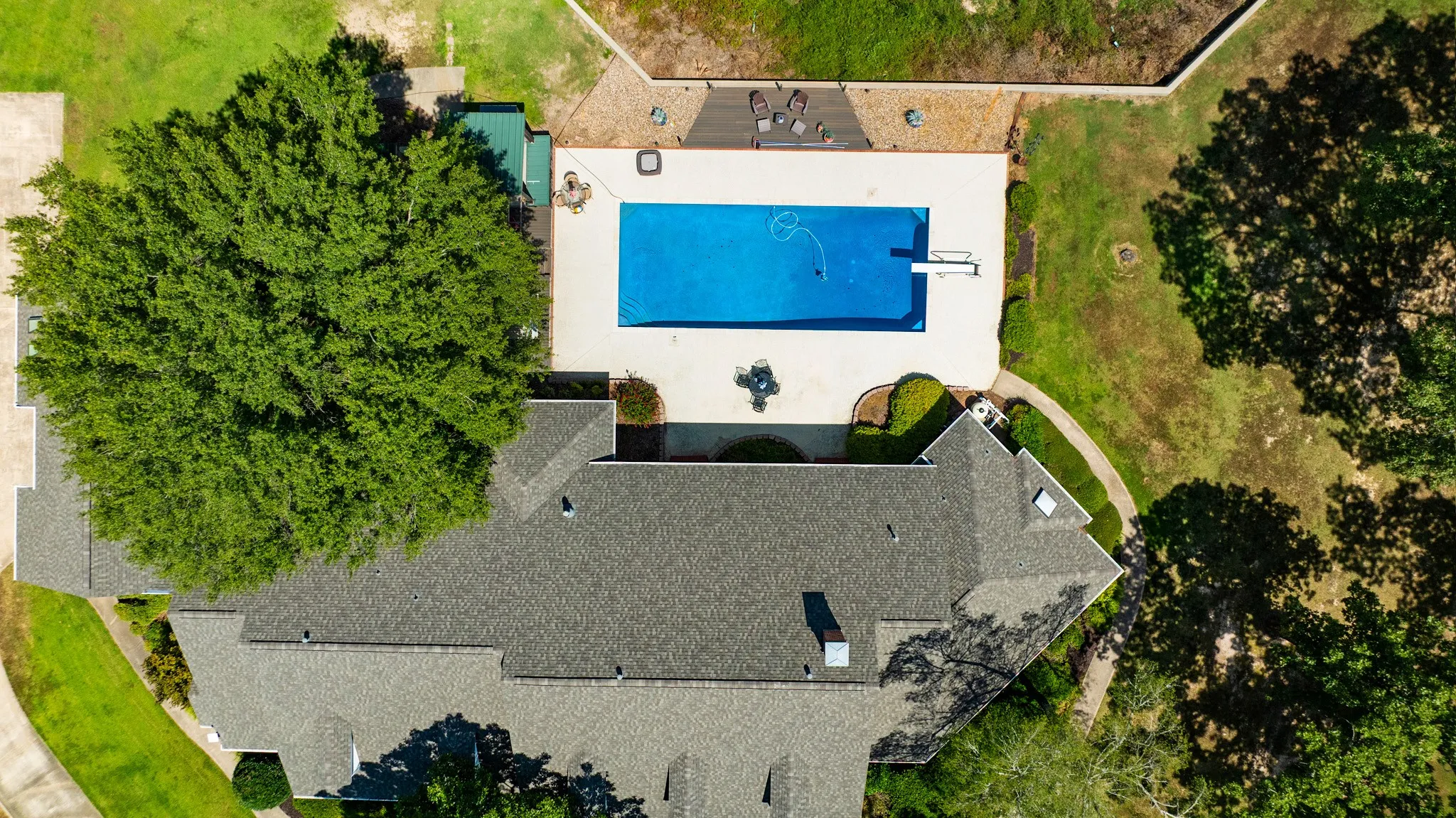 Single Family Residence For Sale in Lamar County , 618 County Road 33970, Powderly, Texas 75473, 5 Bedroom, 6 Bathroom, 3 Garage spaces, 6,547 Sqft, built in 1994, mls#21345131, Real Estate Agent in Powderly, Homes For Sale in Lamar county, Homes For Sale in Powderly, Realtor in Powderly Texas, Real Estate Brokerage Independent Realty Texas, Luminita Cordes Realtor
